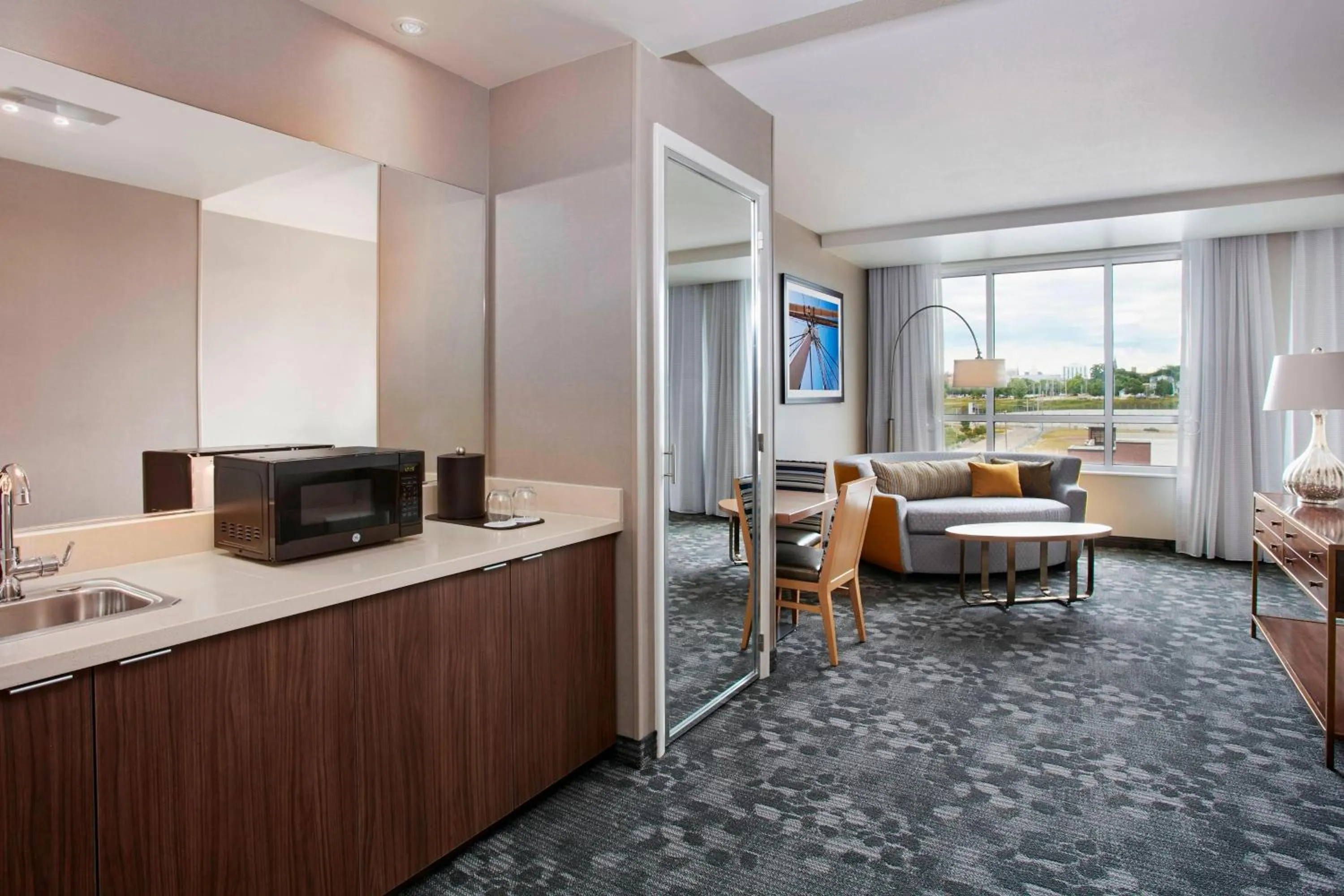 Living room in Courtyard by Marriott Erie Bayfront