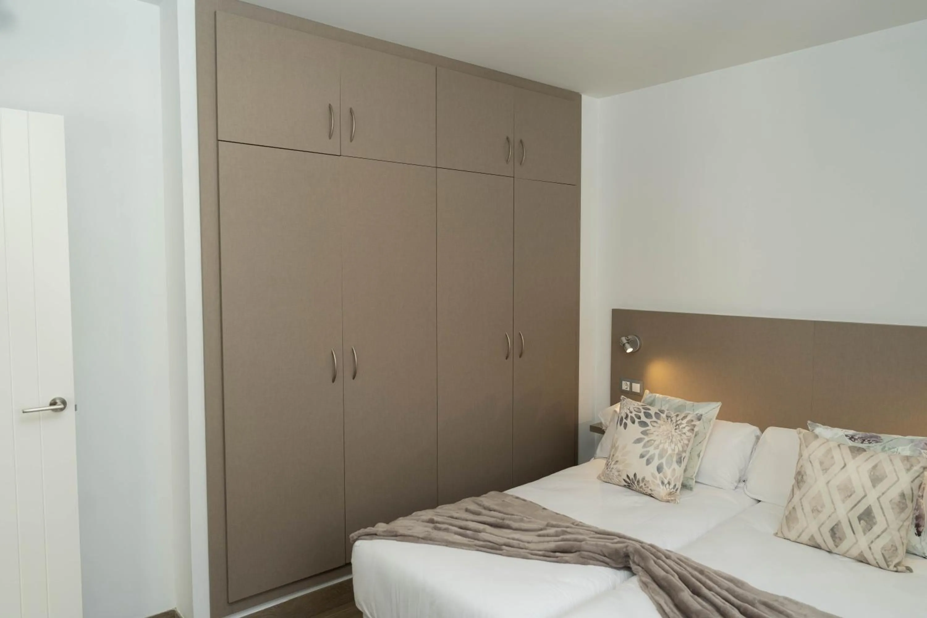 Bedroom, Bed in Apartamentos Campo Del Príncipe