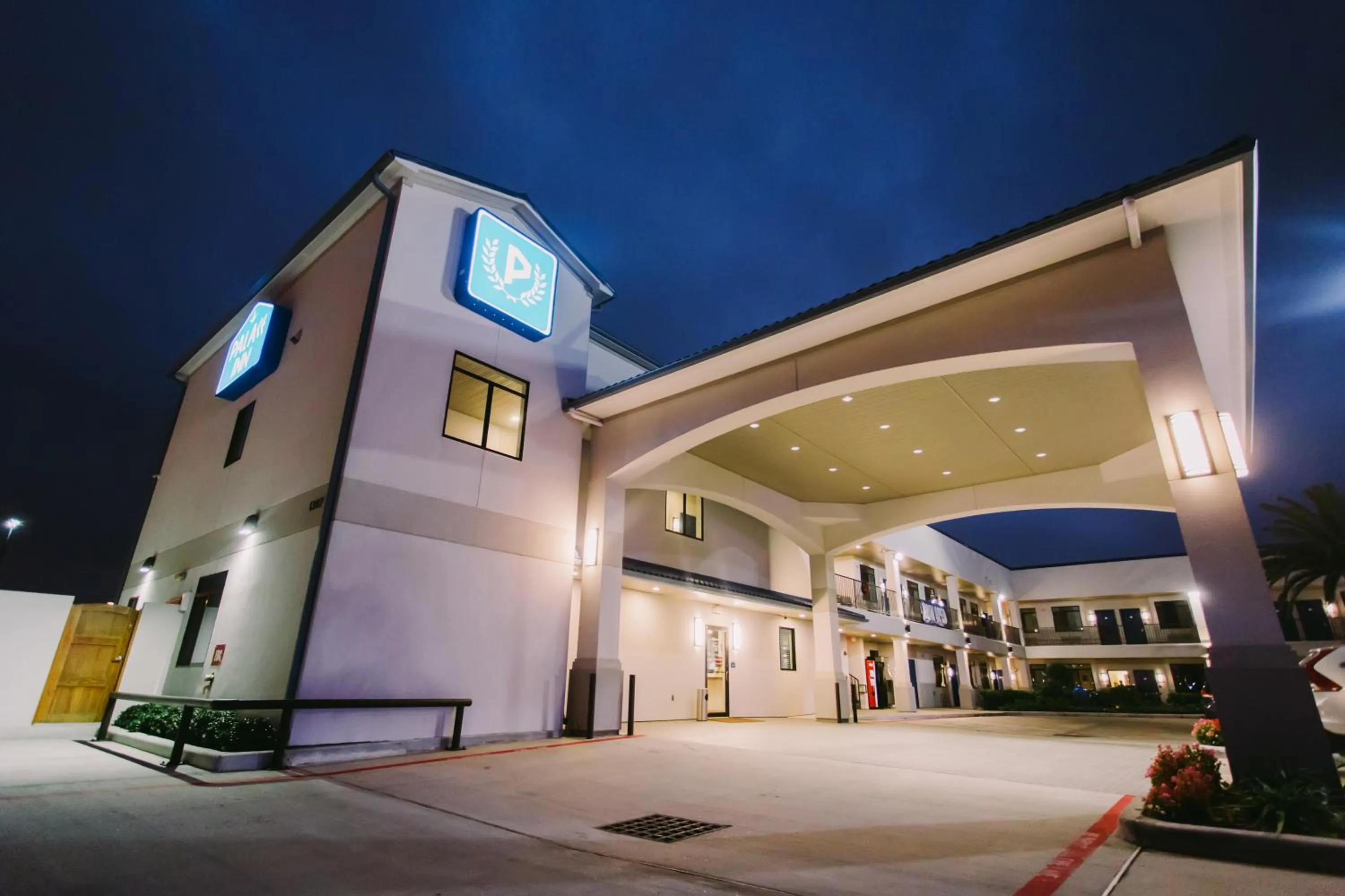 Property building in Palace Inn Blue City Centre