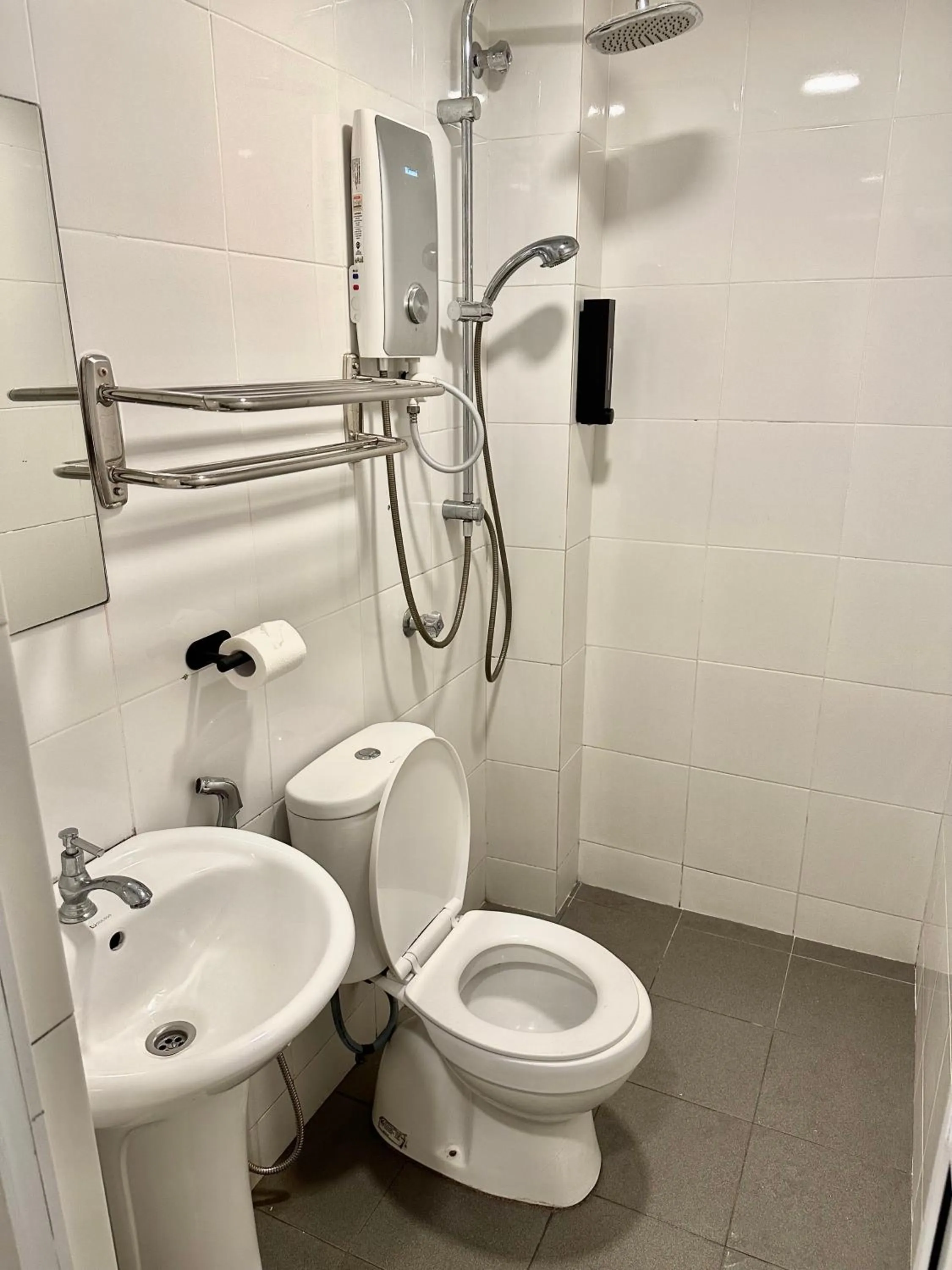 Shower in Hotel 57 USJ 21 Subang Jaya