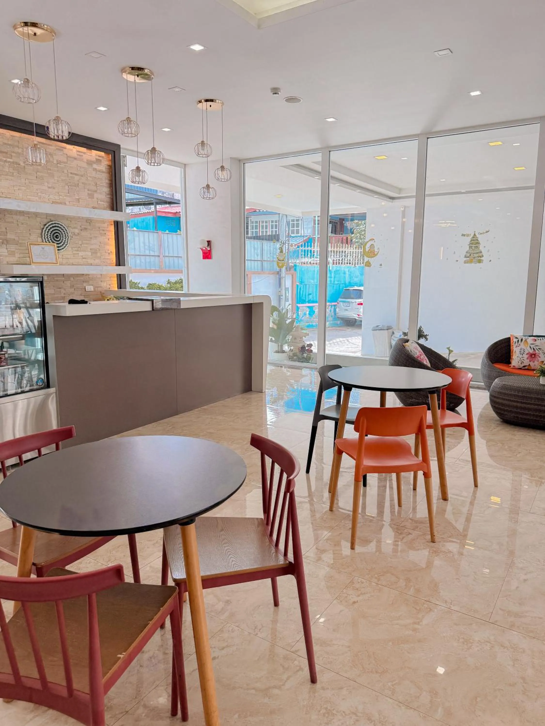 Vareena palace hotel