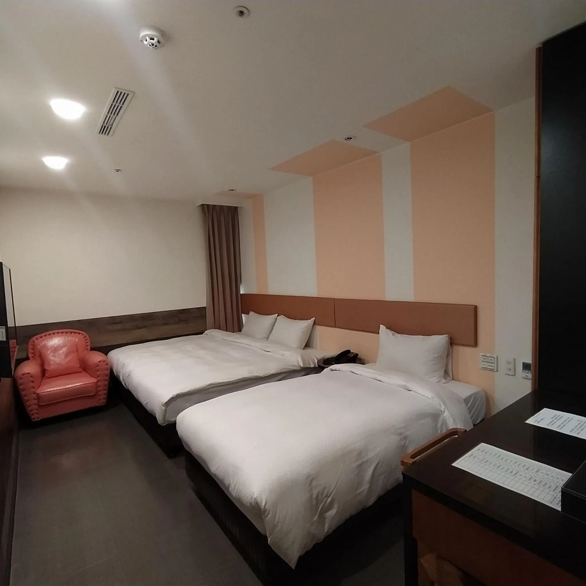 Bedroom, Bed in Hotel J Taoyuan