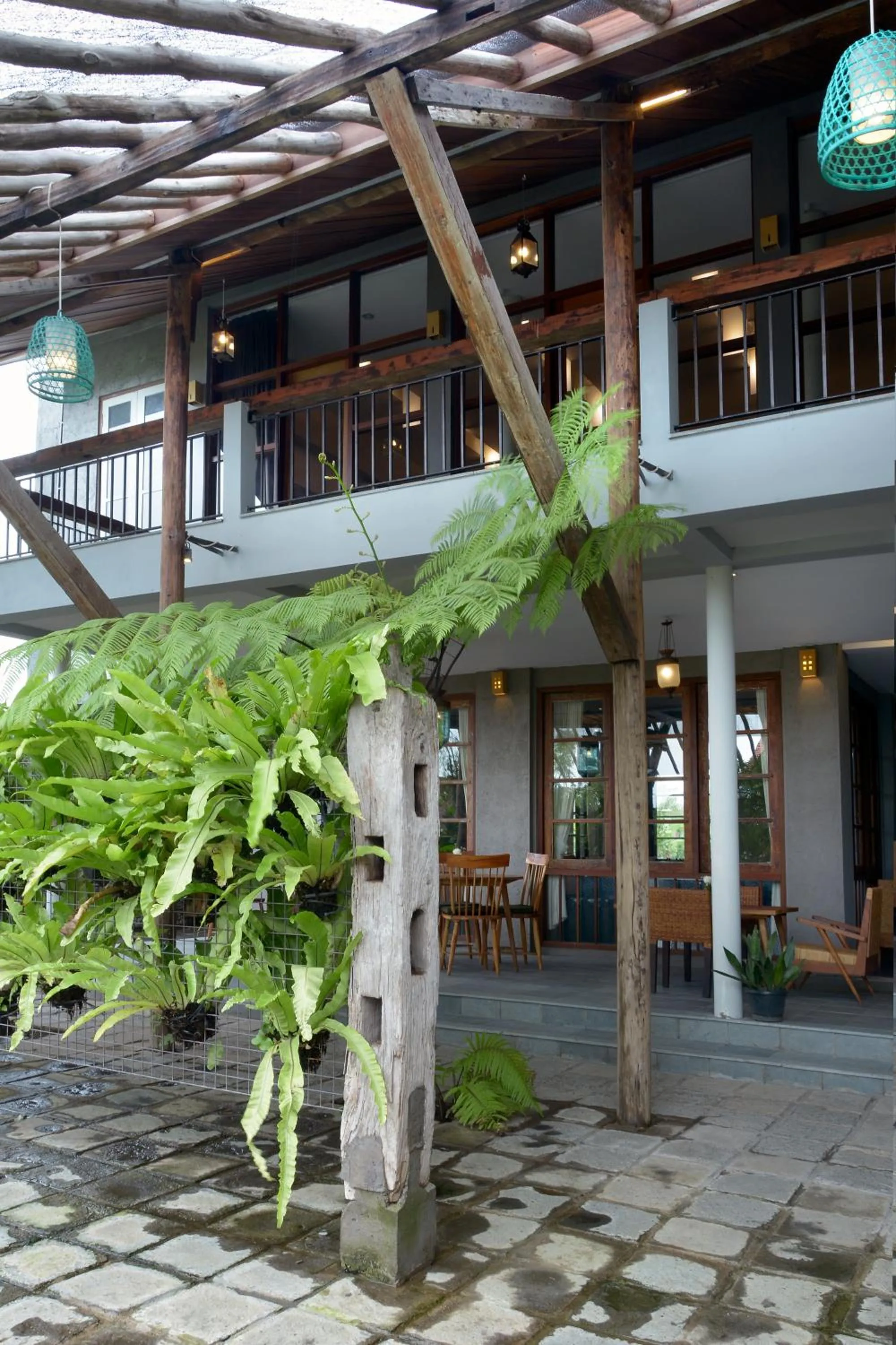 Restaurant/places to eat in WARISAN Heritage Boutique Hotel