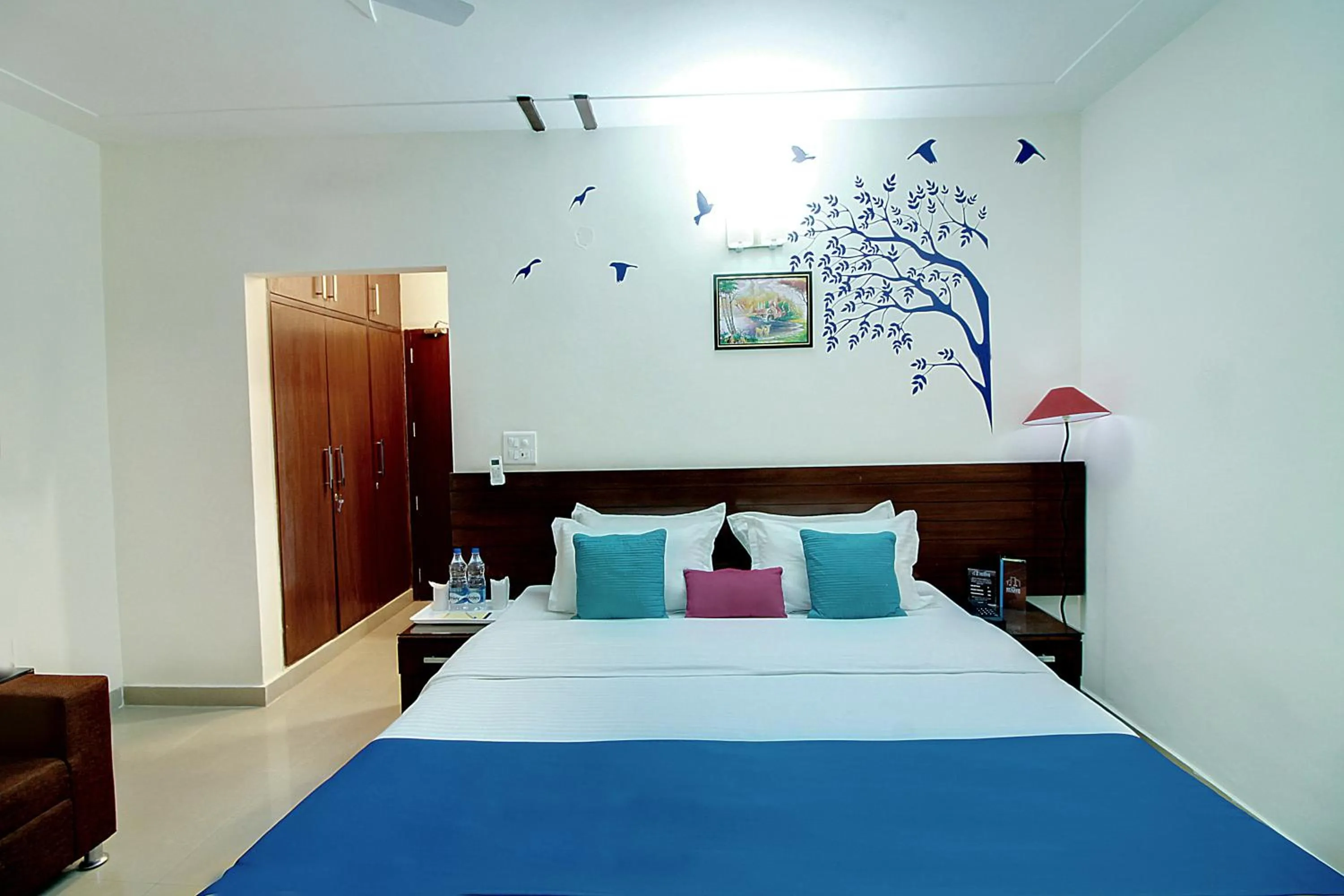 Bed in STAAYZ Premium Gurgaon