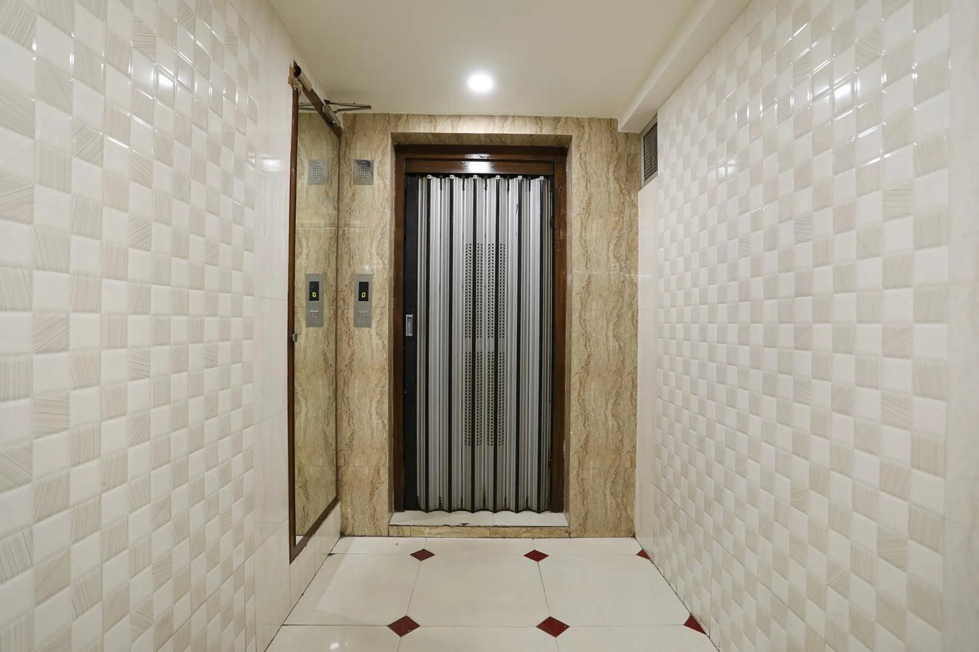 elevator in FabHotel SK - Nr Rajkot Municipal Corporation, Central Zone 120M