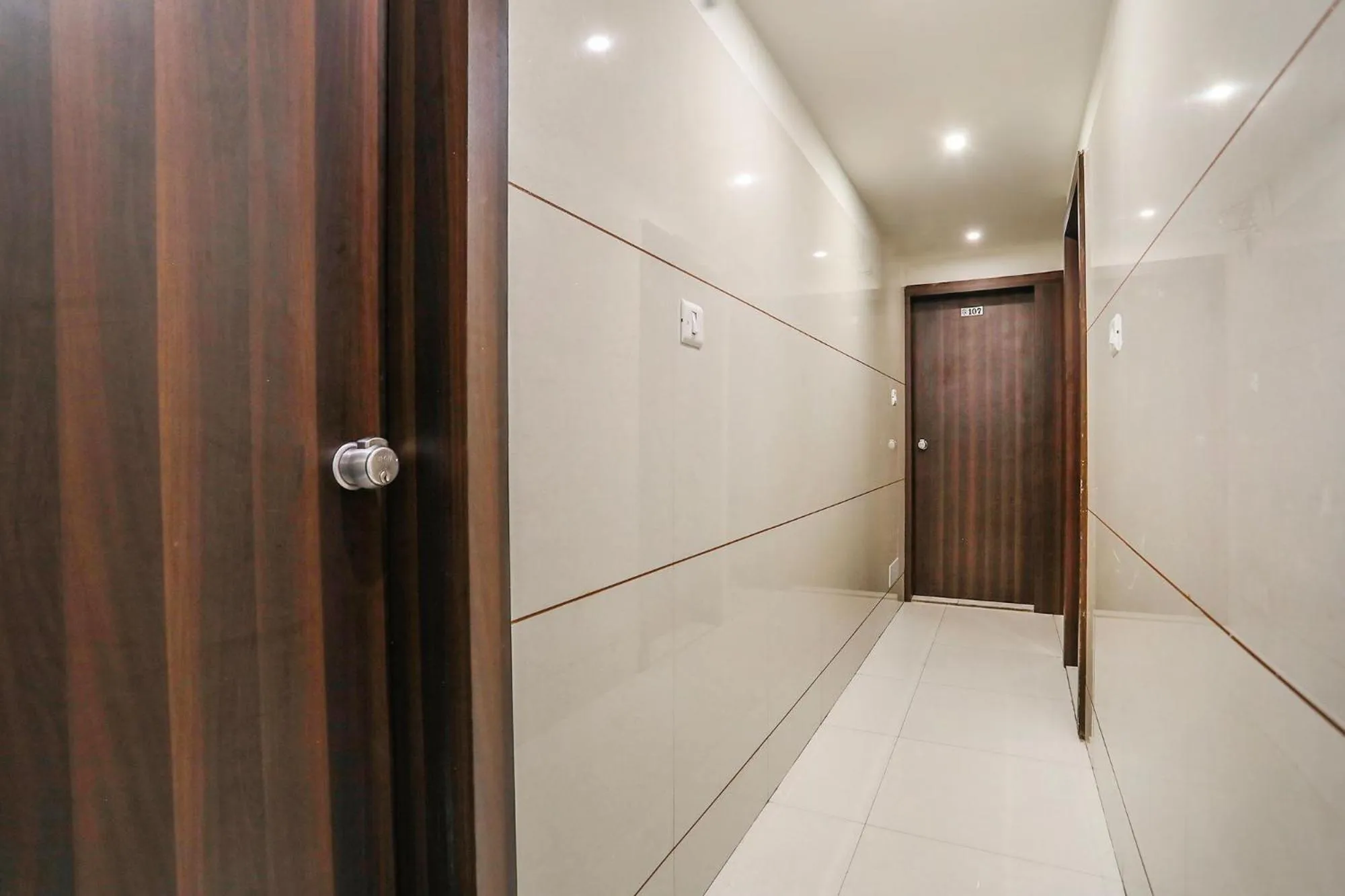 Lobby or reception in FabHotel SK - Nr Rajkot Municipal Corporation, Central Zone 120M