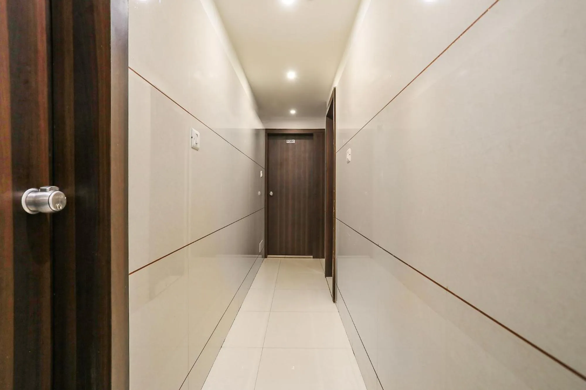 Lobby or reception in FabHotel SK - Nr Rajkot Municipal Corporation, Central Zone 120M