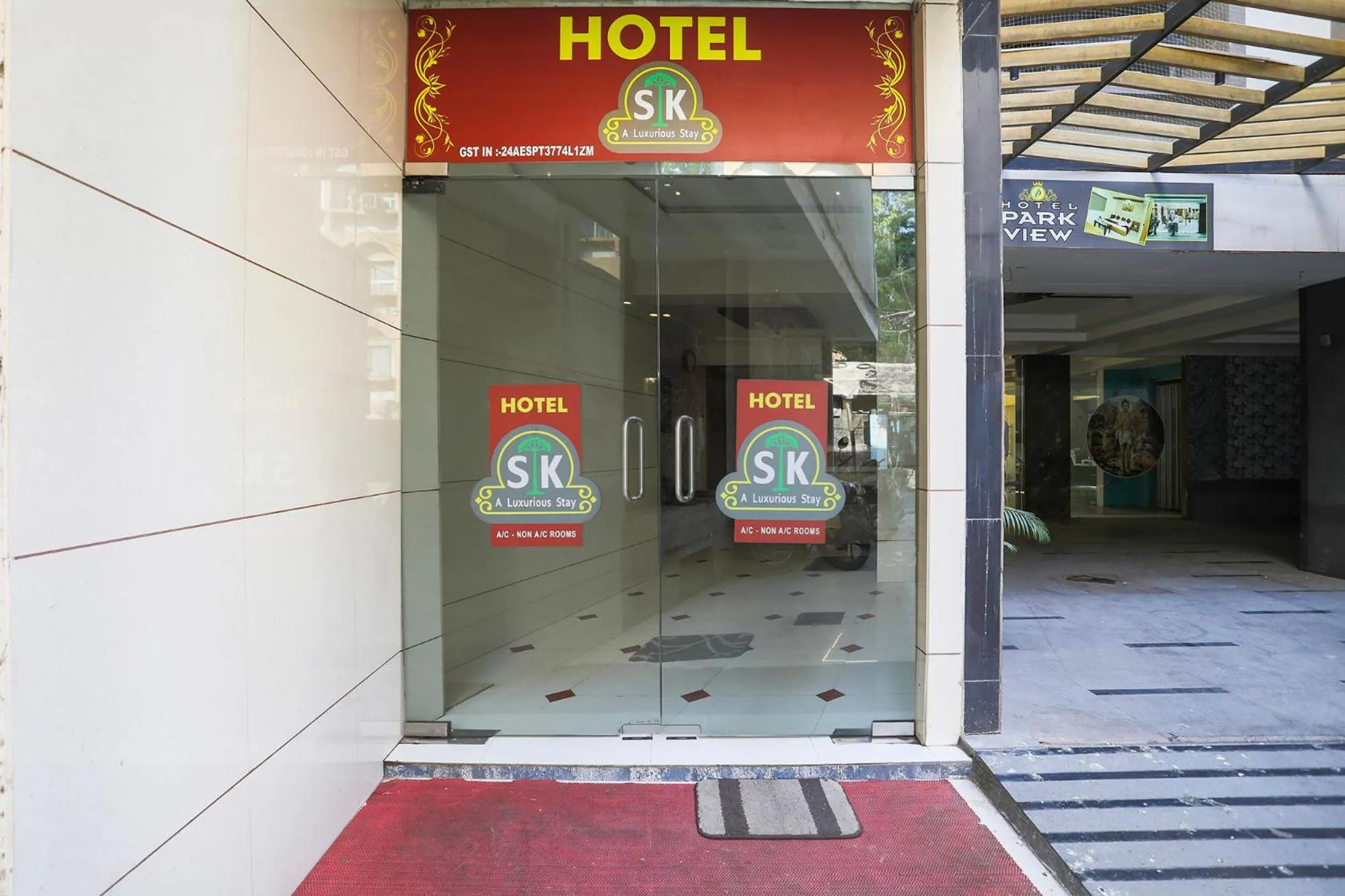 Facade/entrance in FabHotel SK - Nr Rajkot Municipal Corporation, Central Zone 120M