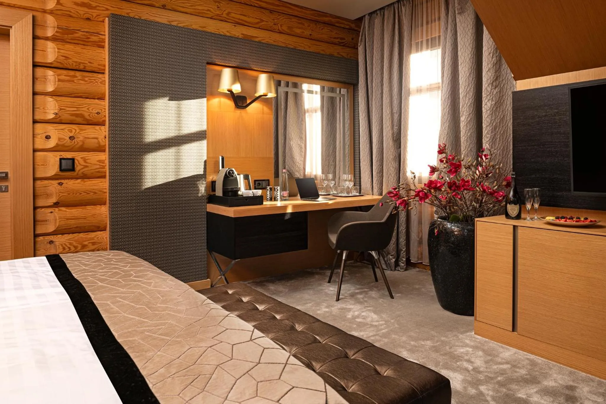 Bed in Avalon Resort & SPA