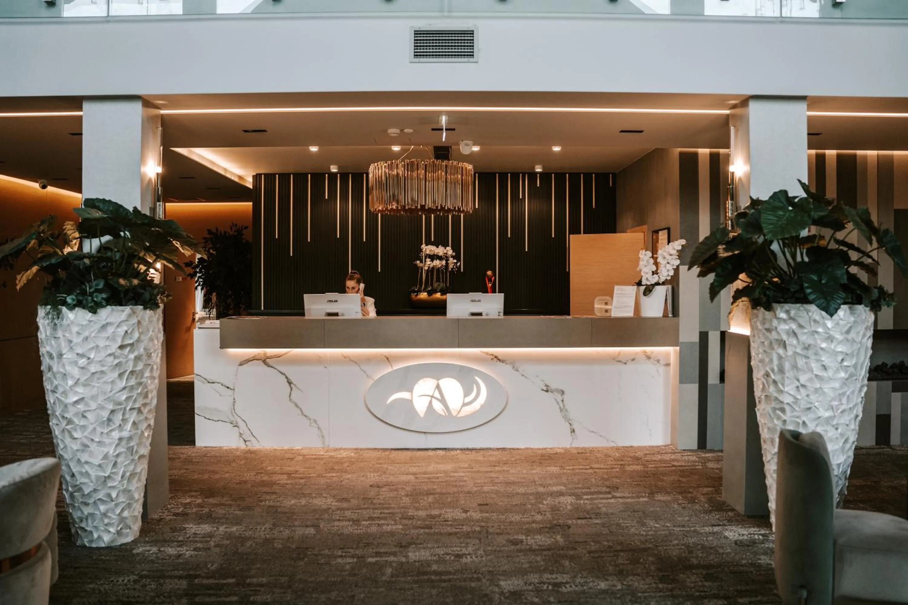 Lobby or reception in Avalon Resort & SPA