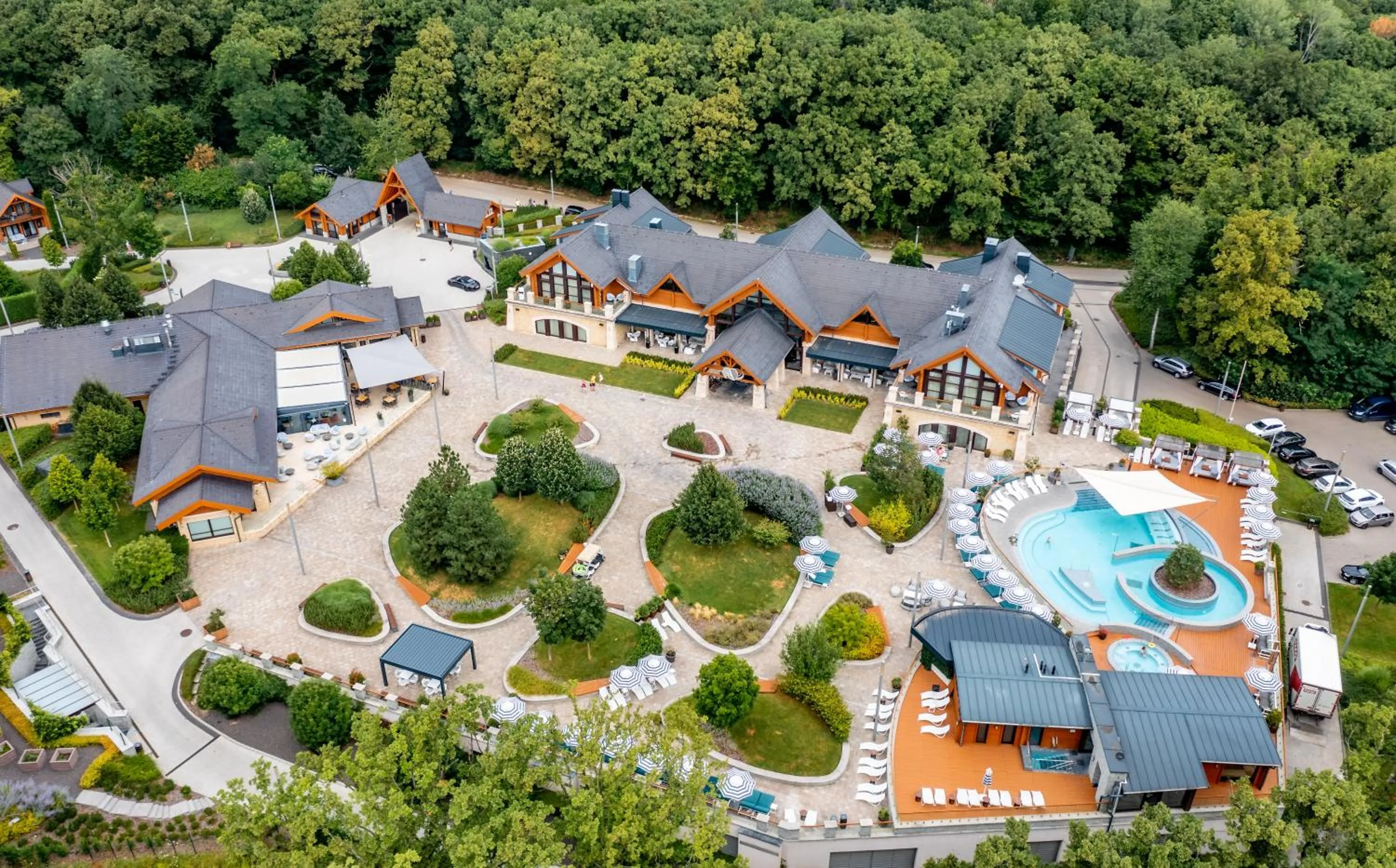 Natural landscape in Avalon Resort & SPA