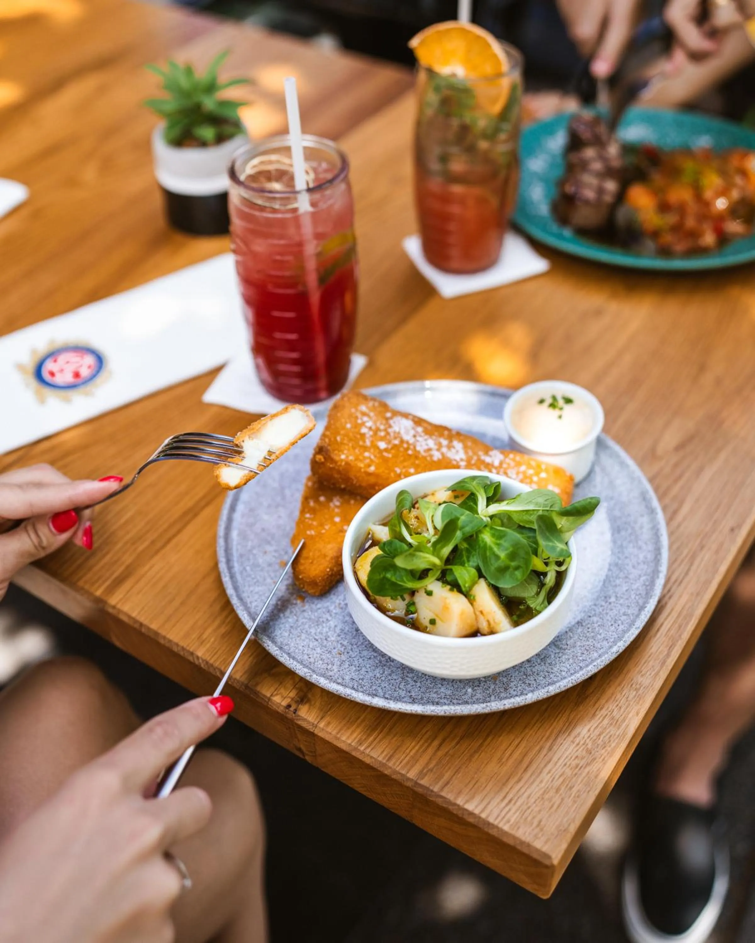 Food and drinks in Avalon Resort & SPA