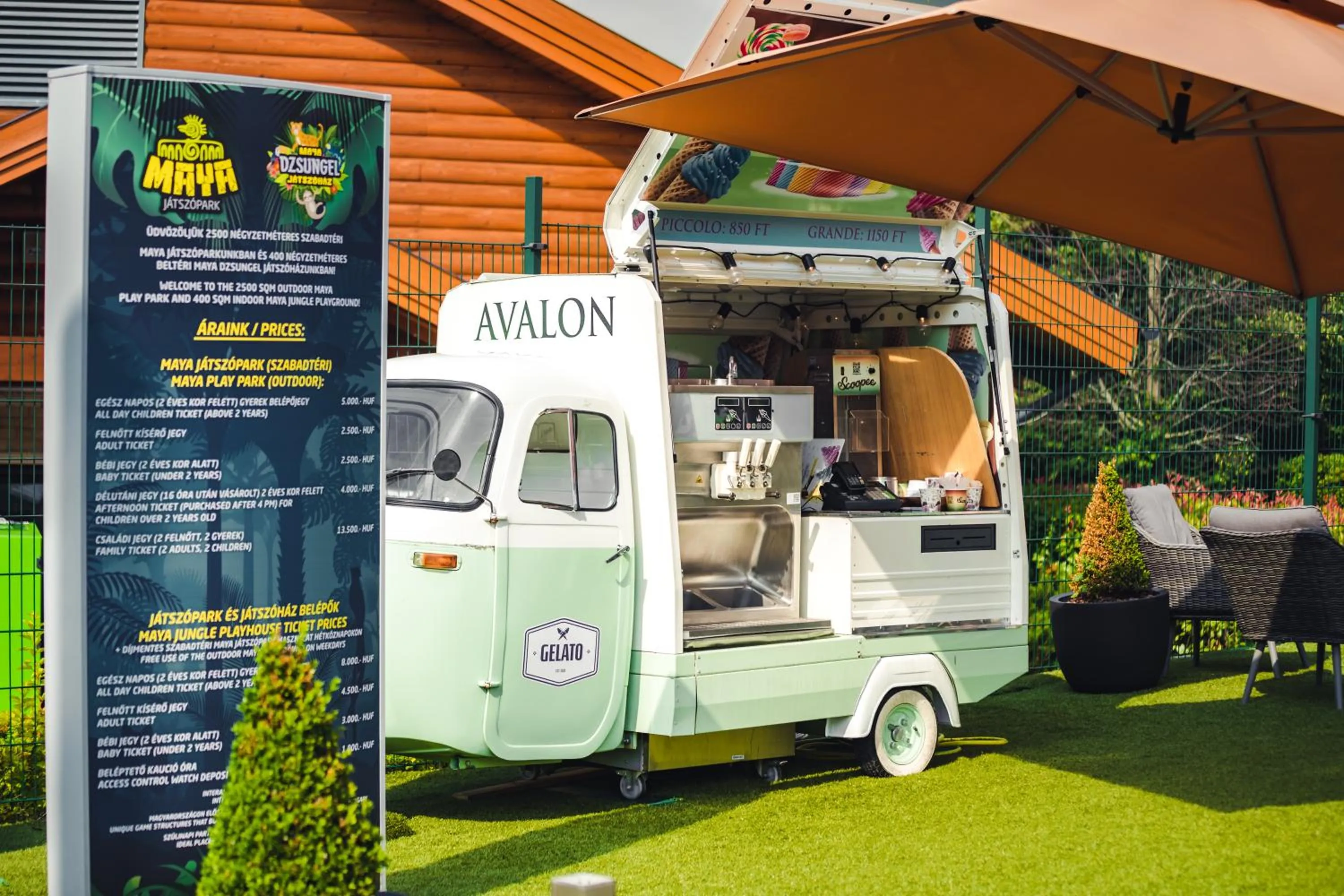 Food in Avalon Resort & SPA