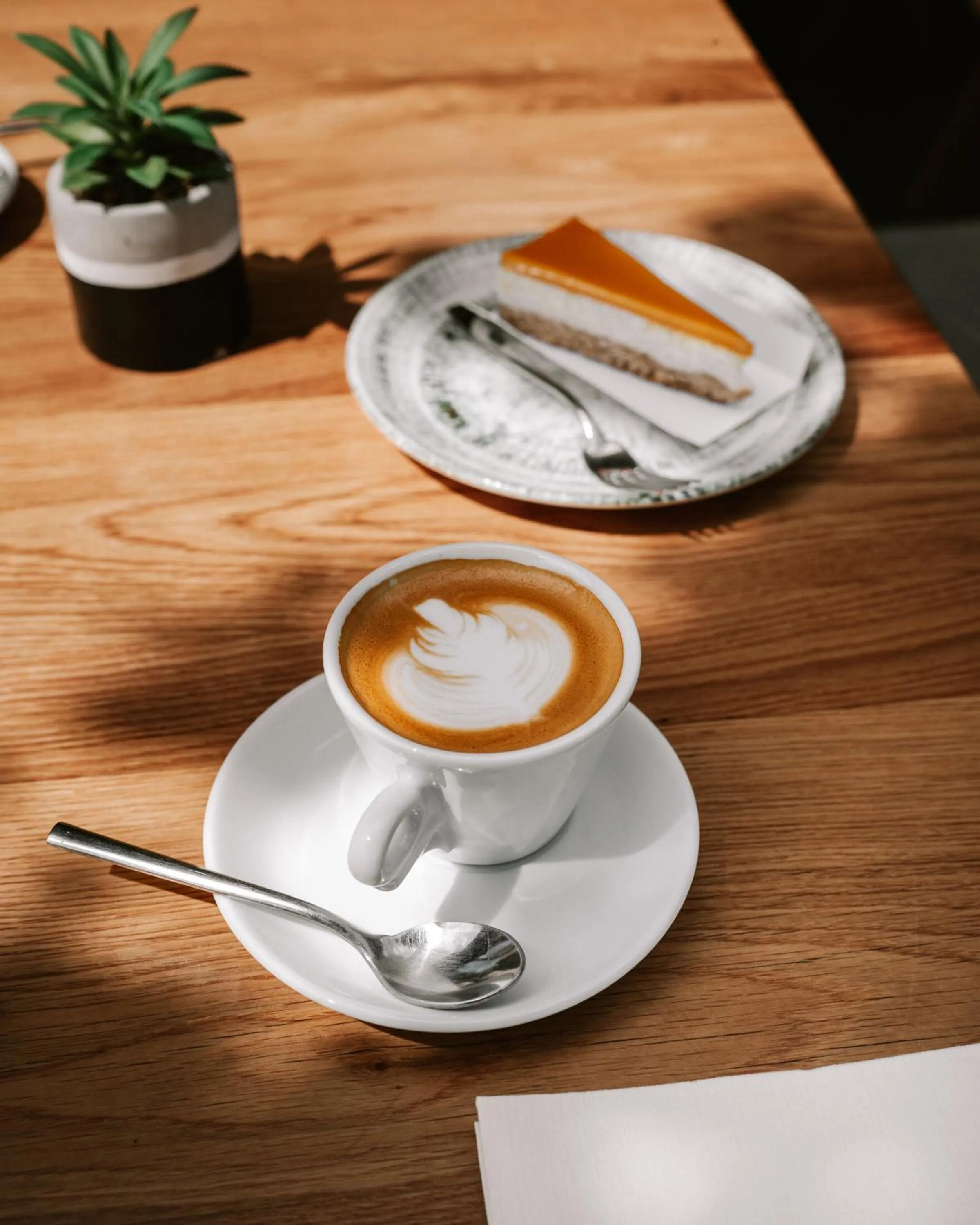 Coffee/tea facilities in Avalon Resort & SPA