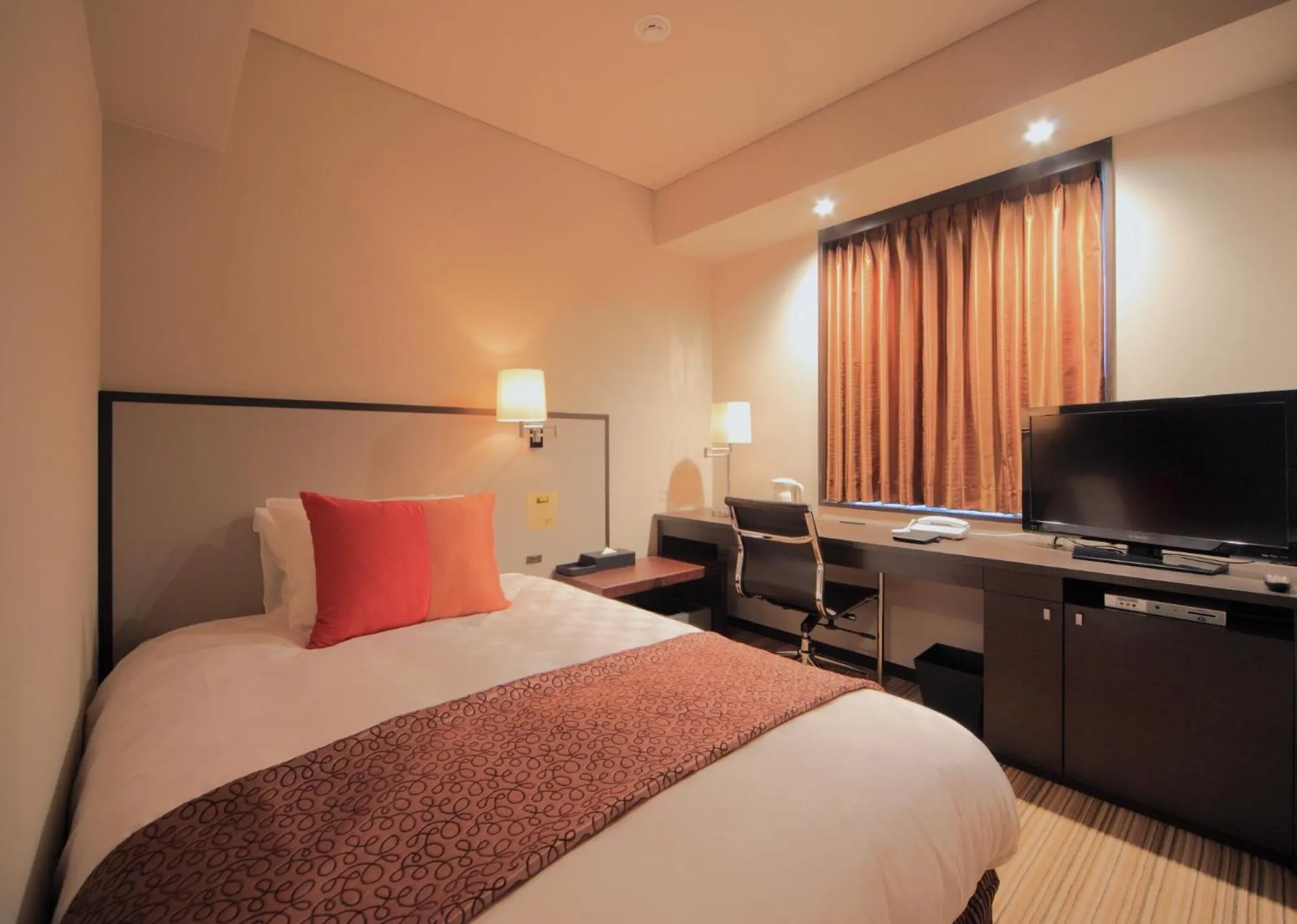 Photo of the whole room, Bed in Terrace Inn Katsuta