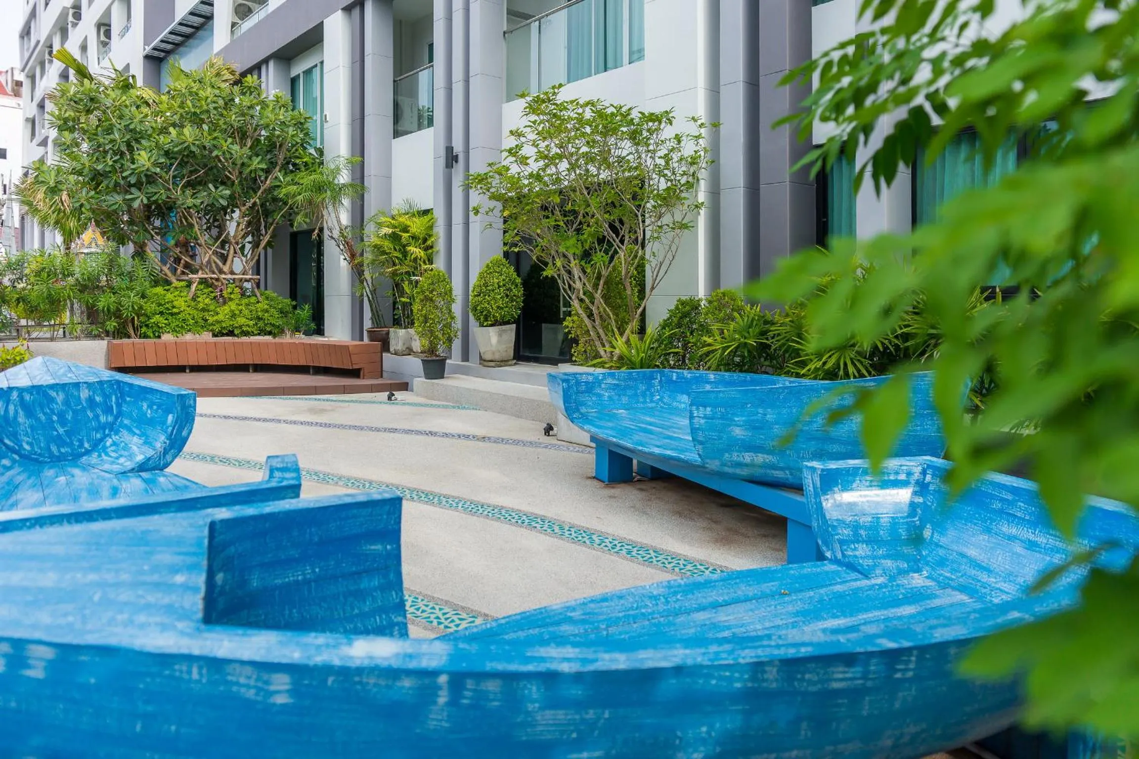 Facade/entrance in Blue Boat Hotel JC