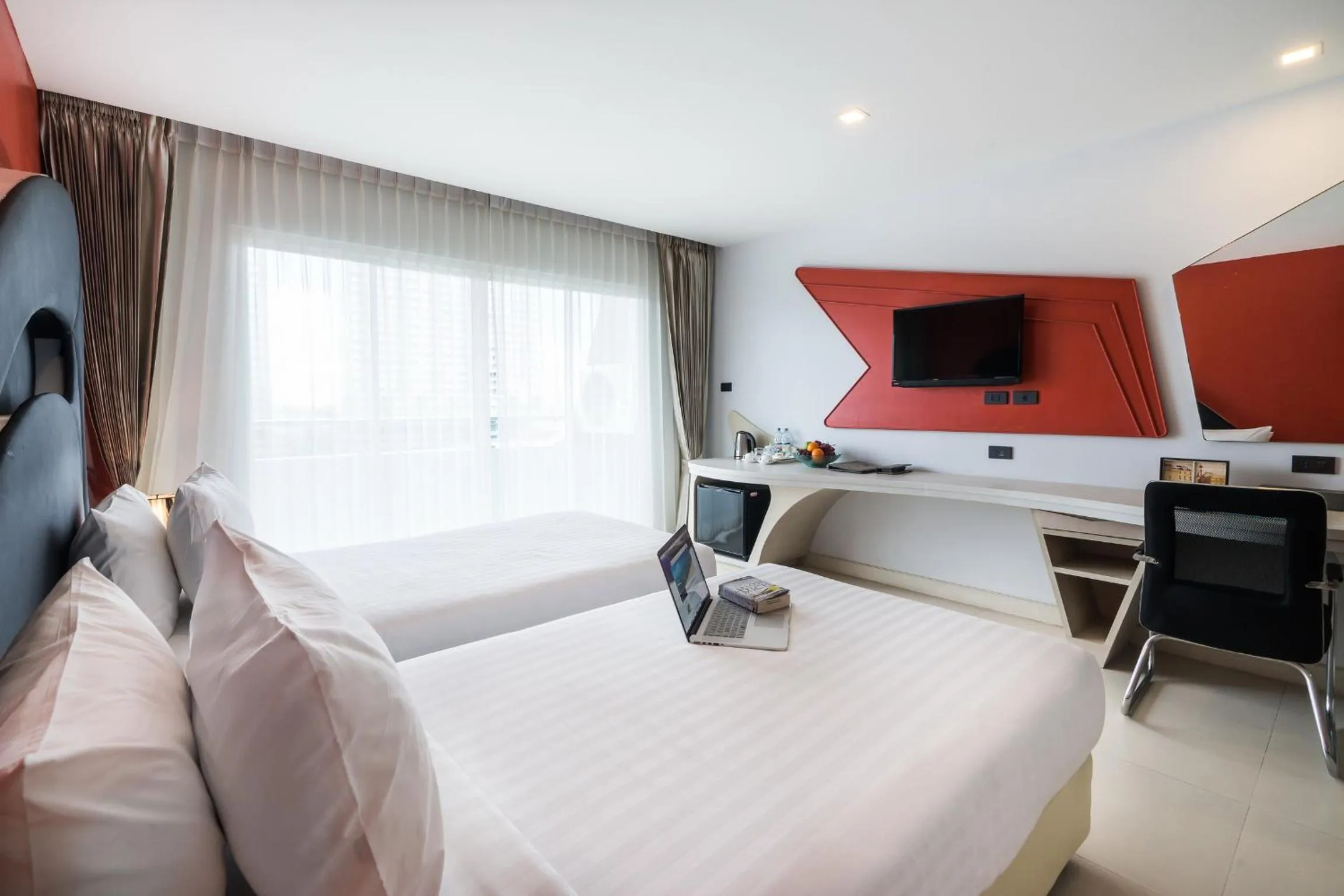 TV and multimedia, Bed in Blue Boat Hotel JC