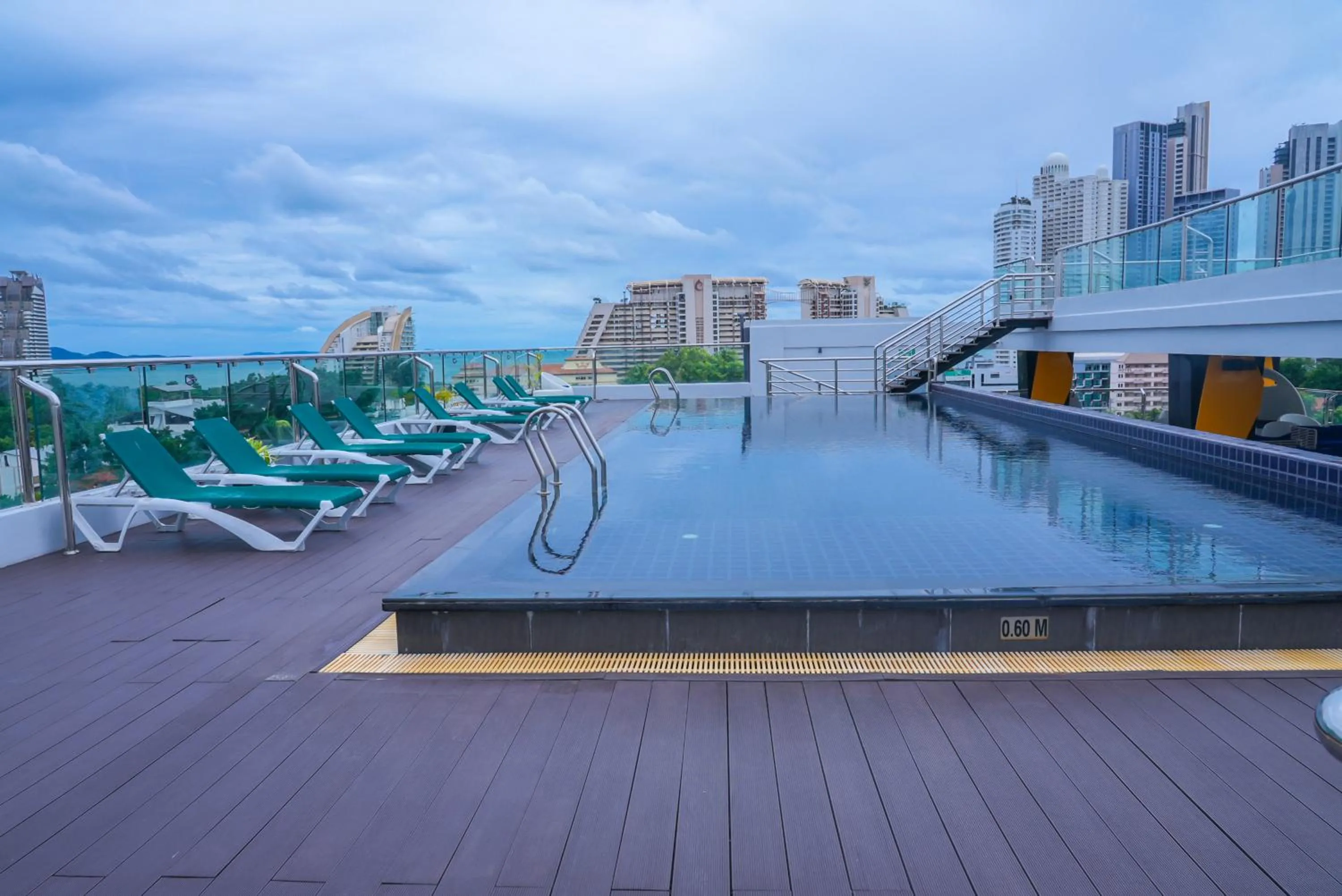 Swimming pool in Blue Boat Hotel JC
