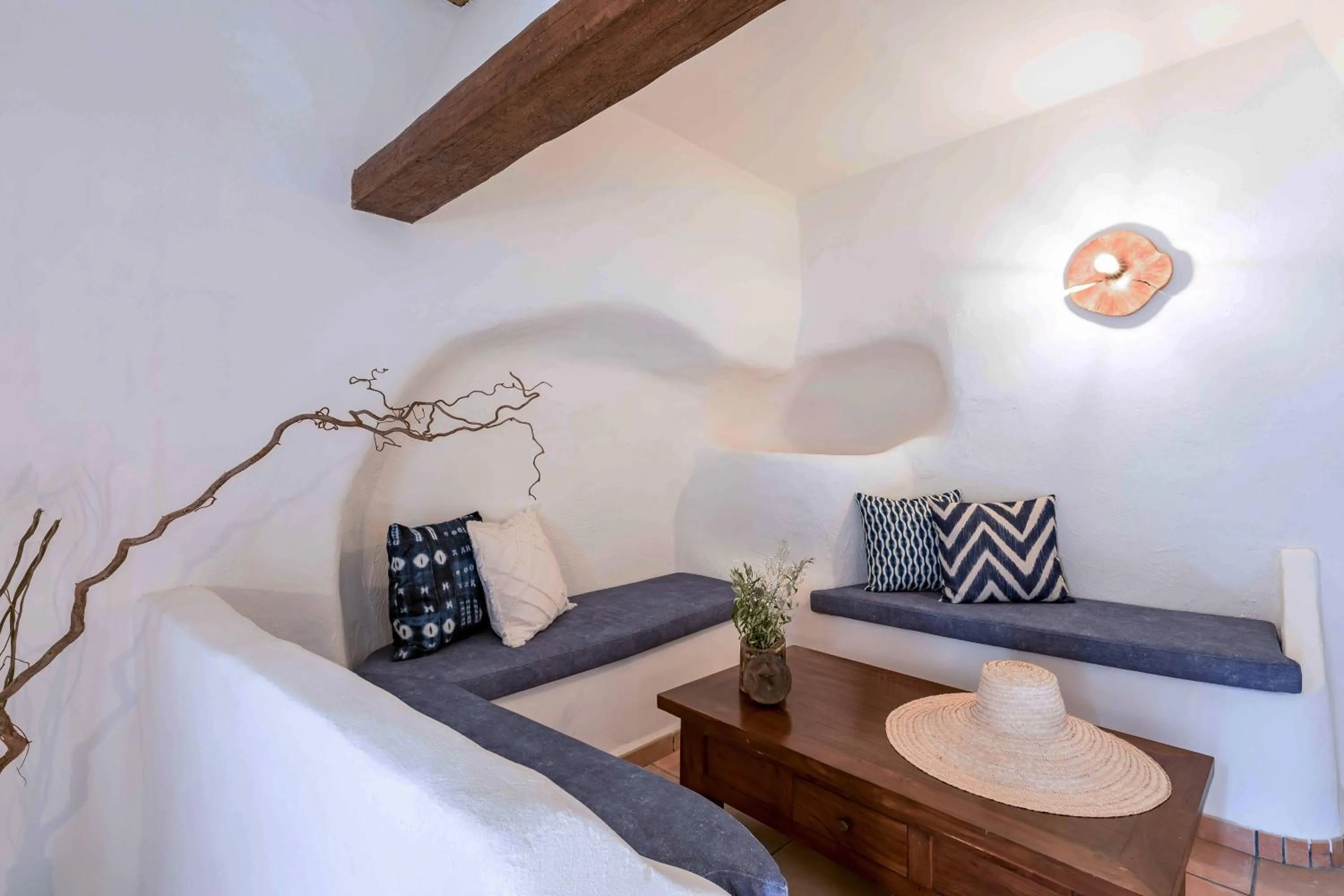 Property building, Bed in Finca Ratxó Meliá Collection