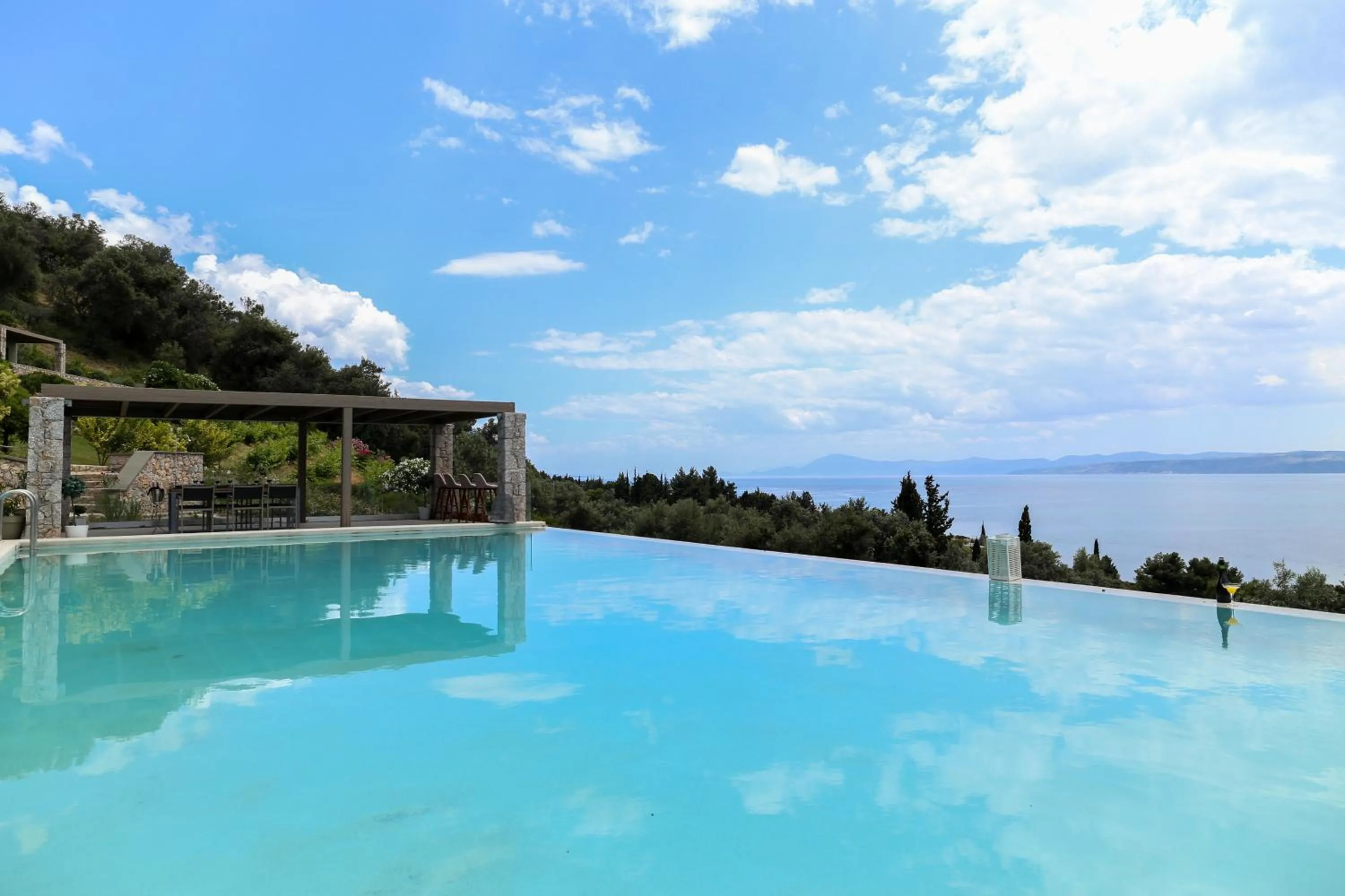 Swimming pool in Elimnion Resort