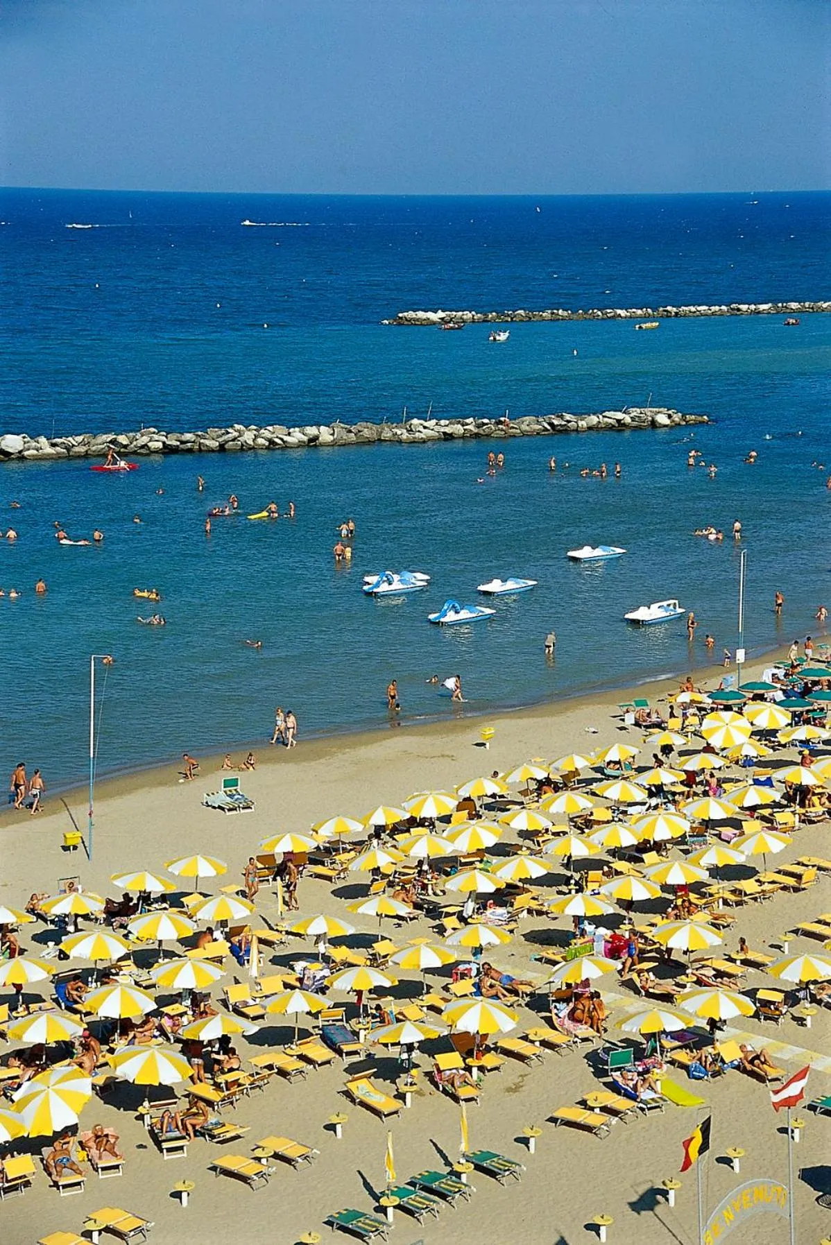 Beach in Hotel Deanna