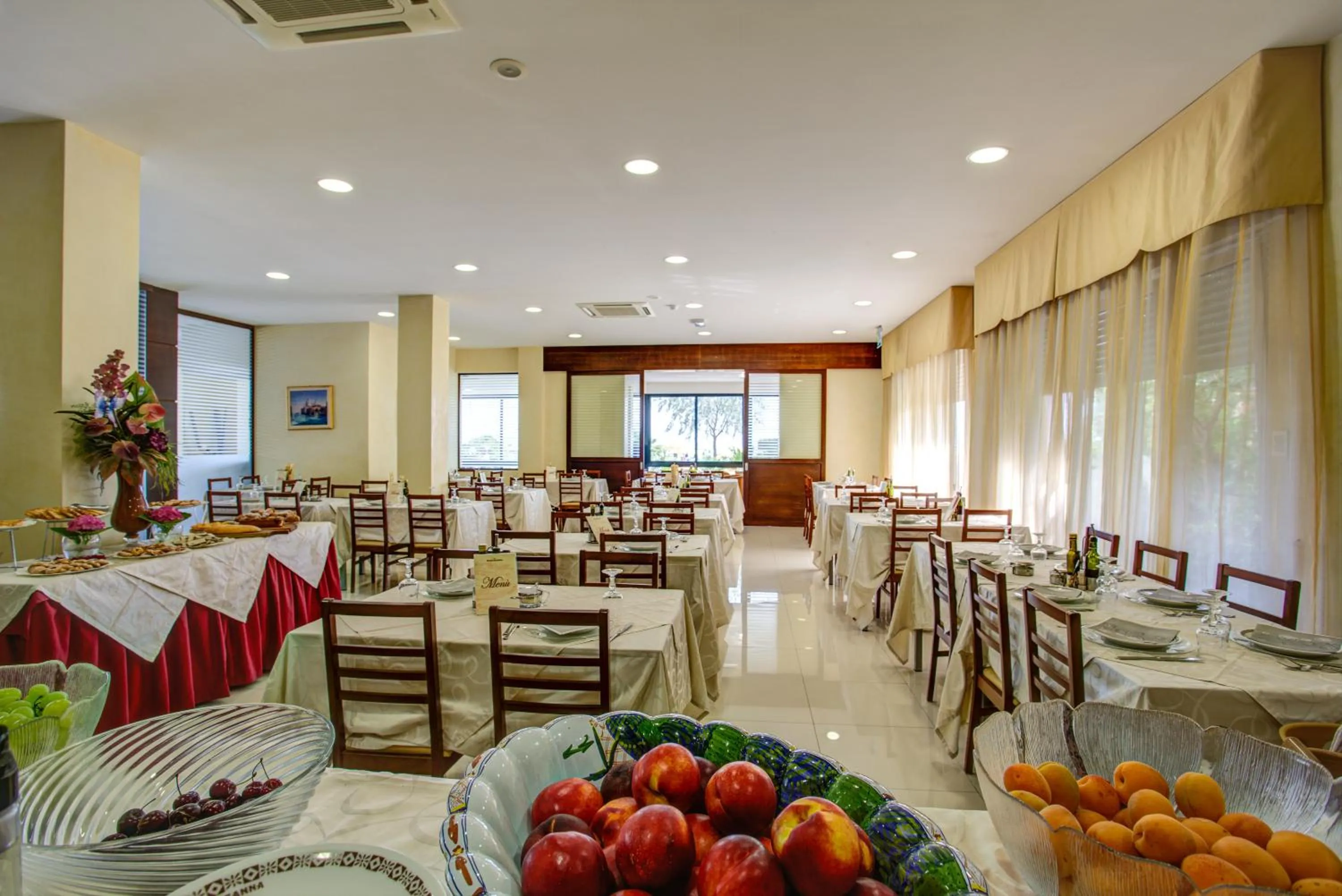 Food in Hotel Deanna