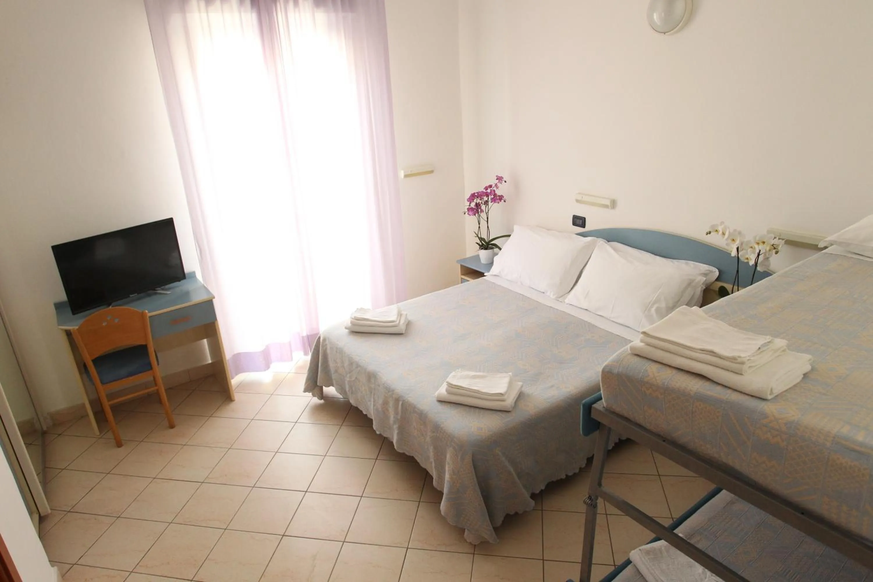 Photo of the whole room, Bed in Hotel Giorg - WaterPark Free Entrance