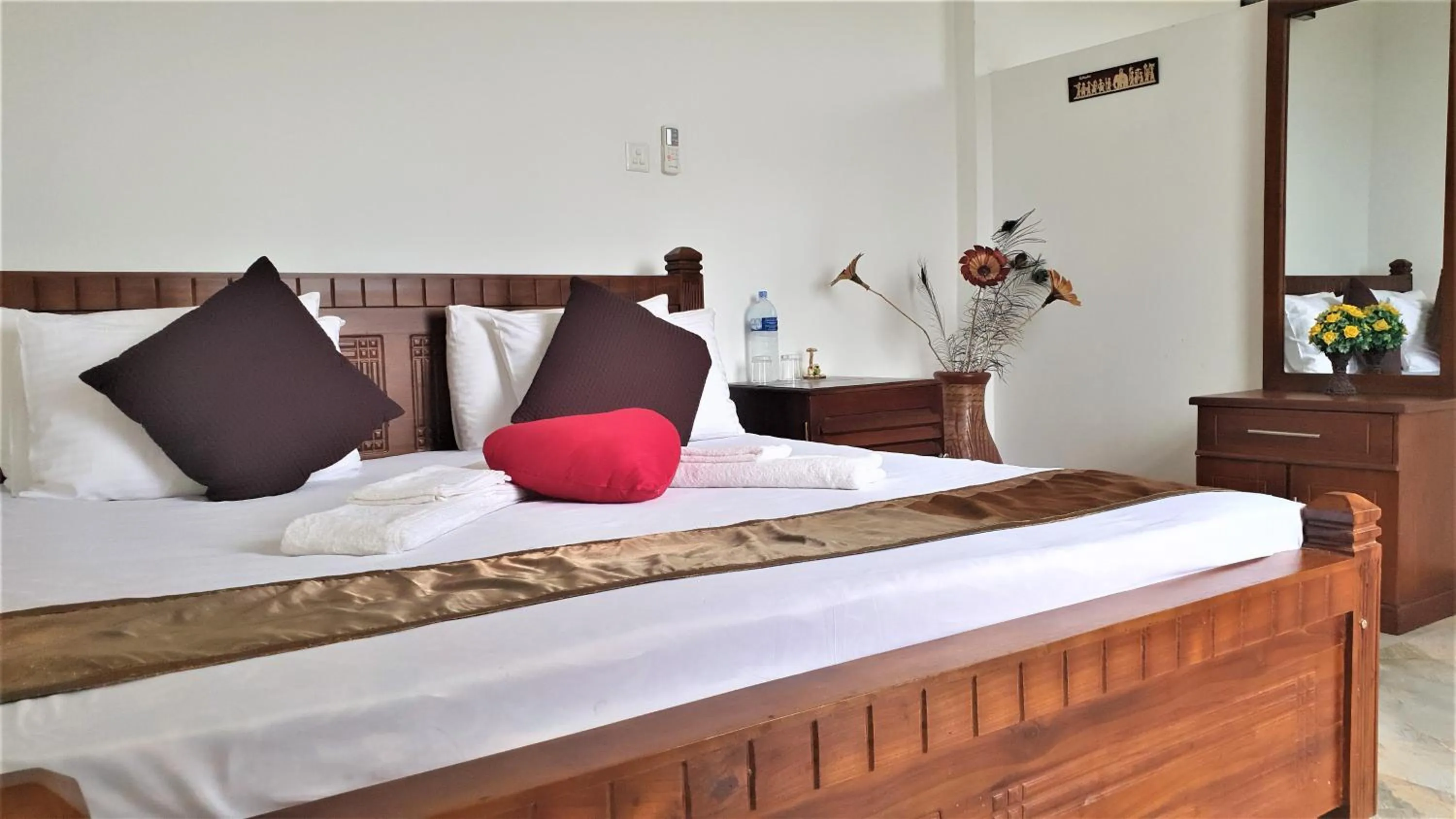 Bed in Dhammika Magic Palace