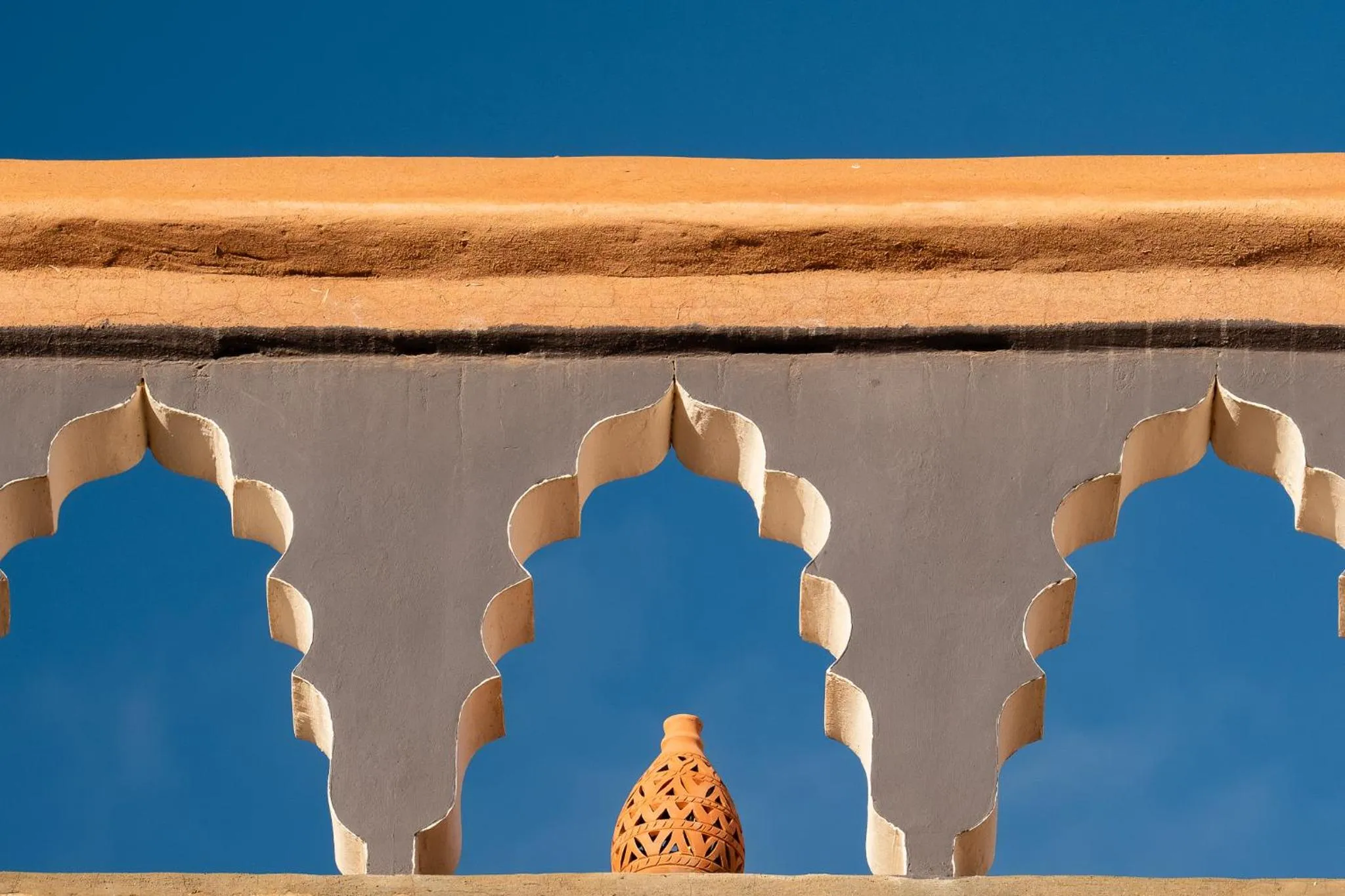 Decorative detail in SOBOL Le Chant des Oliviers