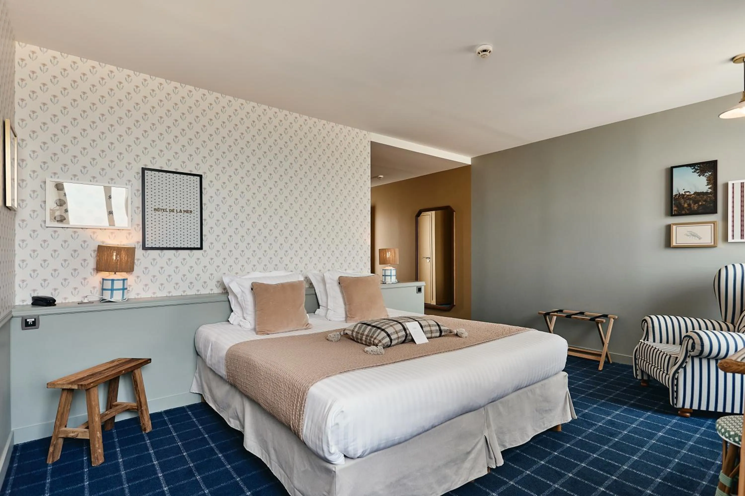 Bed in Hôtel de la Mer & Spa