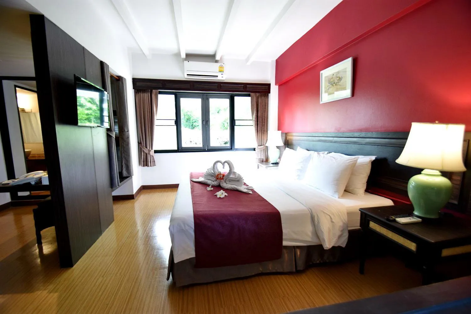 Bedroom, Bed in Natural Park Resort Pattaya