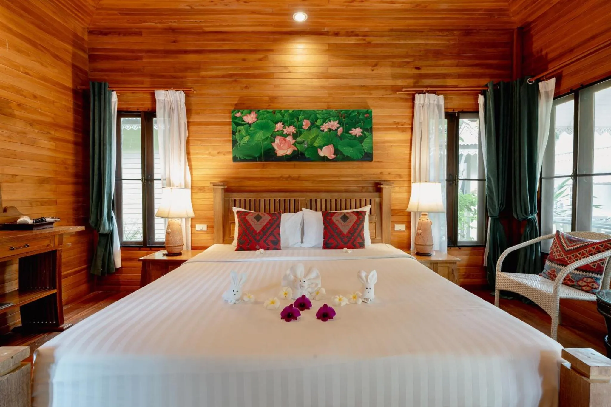 Bed in Natural Park Resort Pattaya