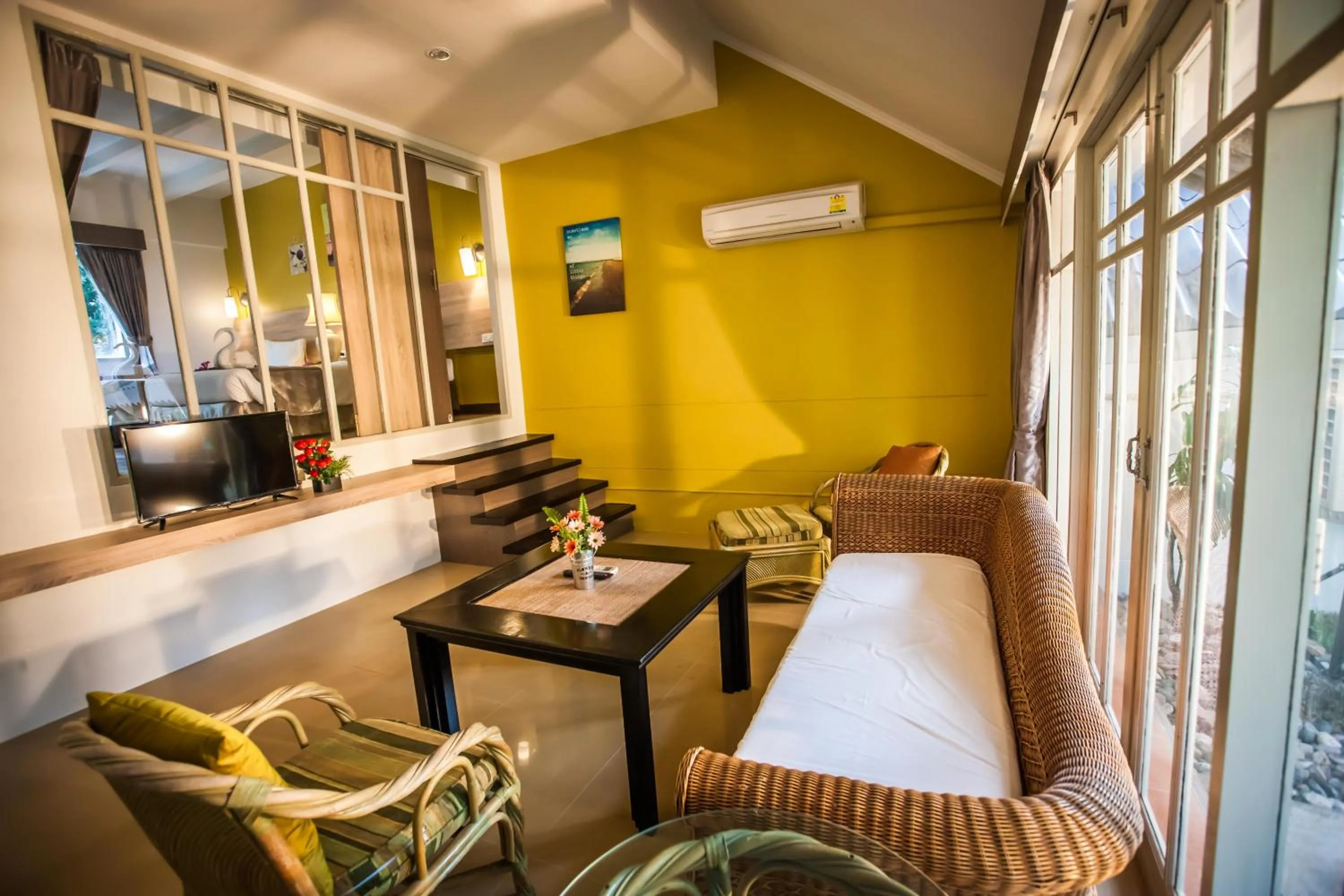 Living room in Natural Park Resort Pattaya