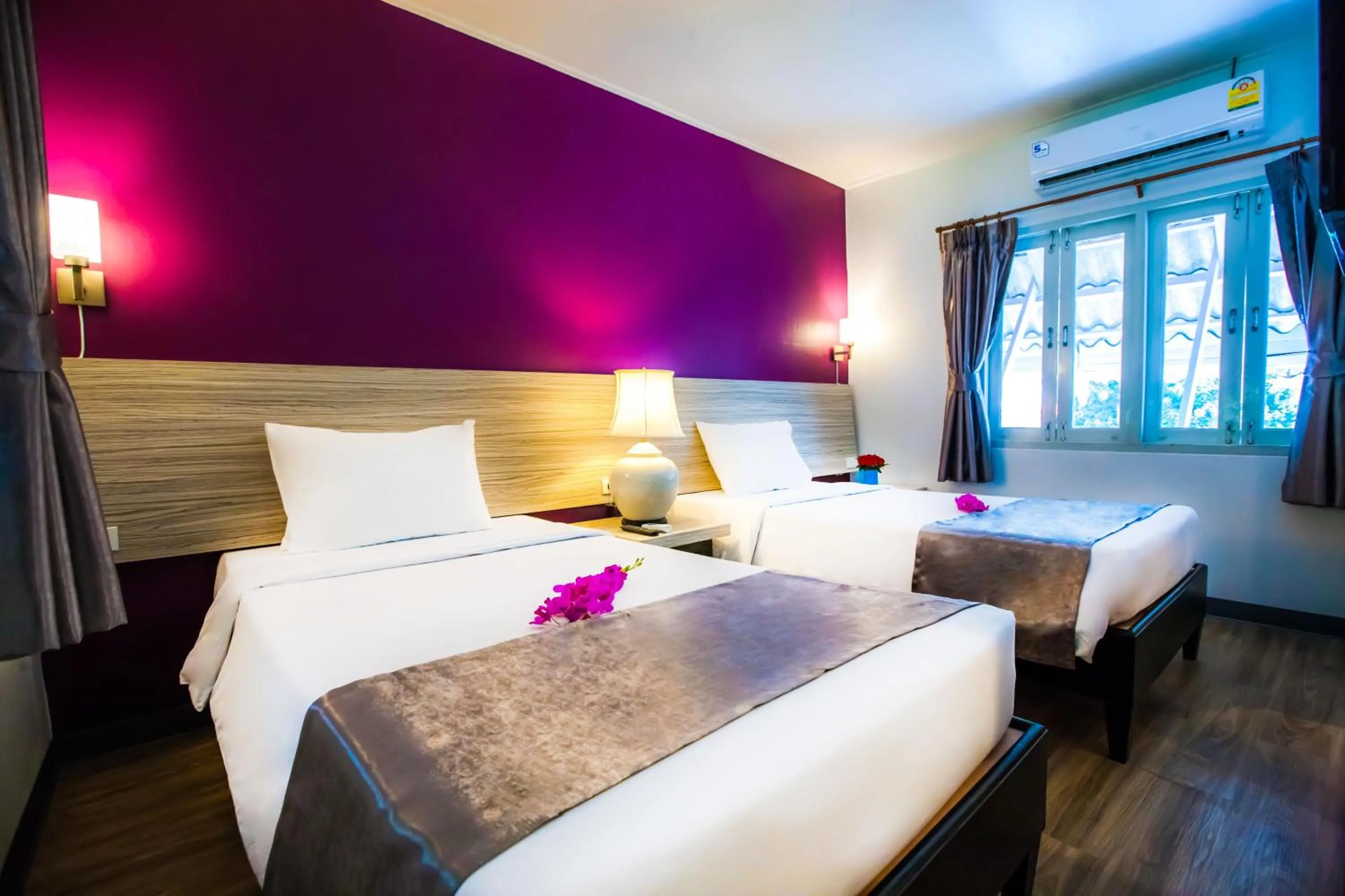 Bedroom, Bed in Natural Park Resort Pattaya