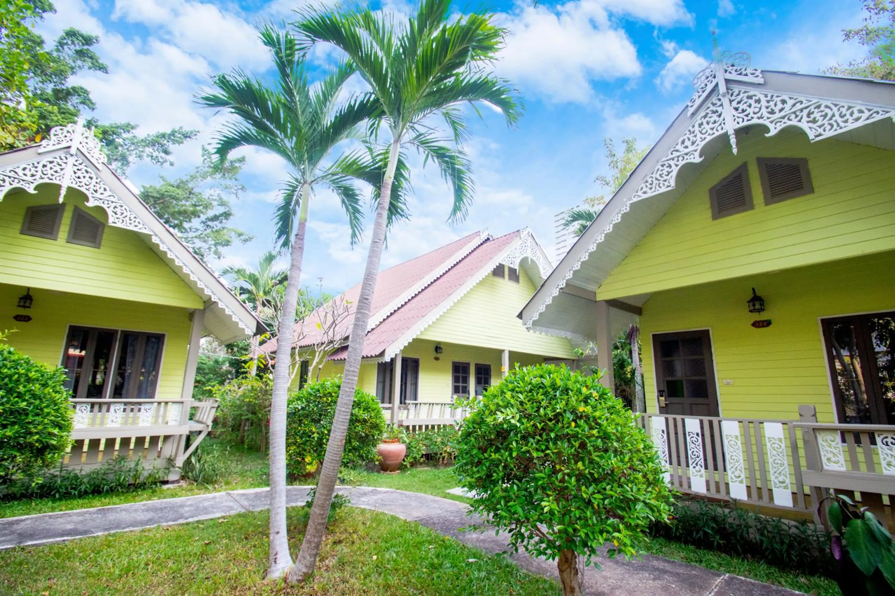 Natural Park Resort Pattaya