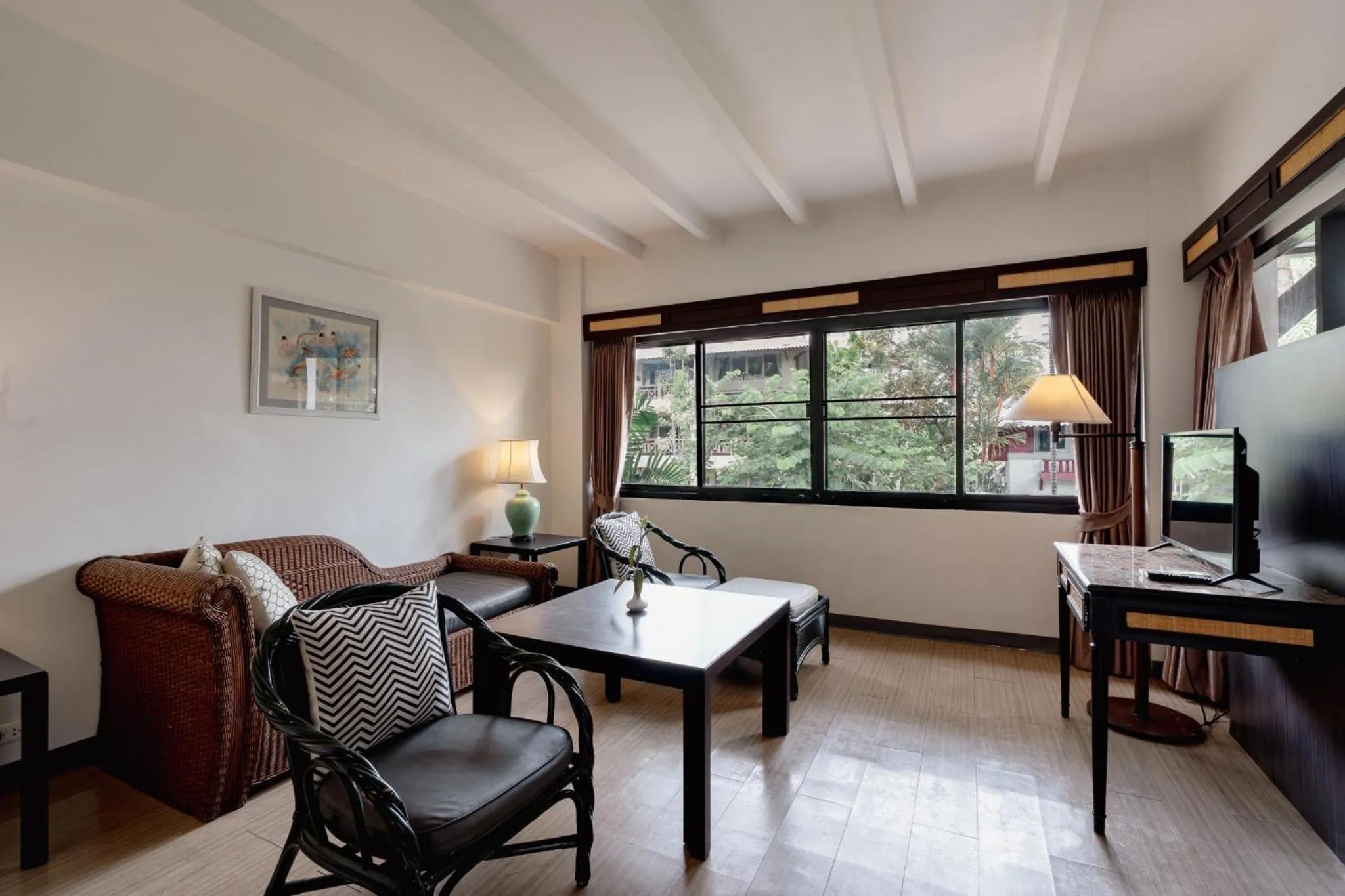 Natural Park Resort Pattaya