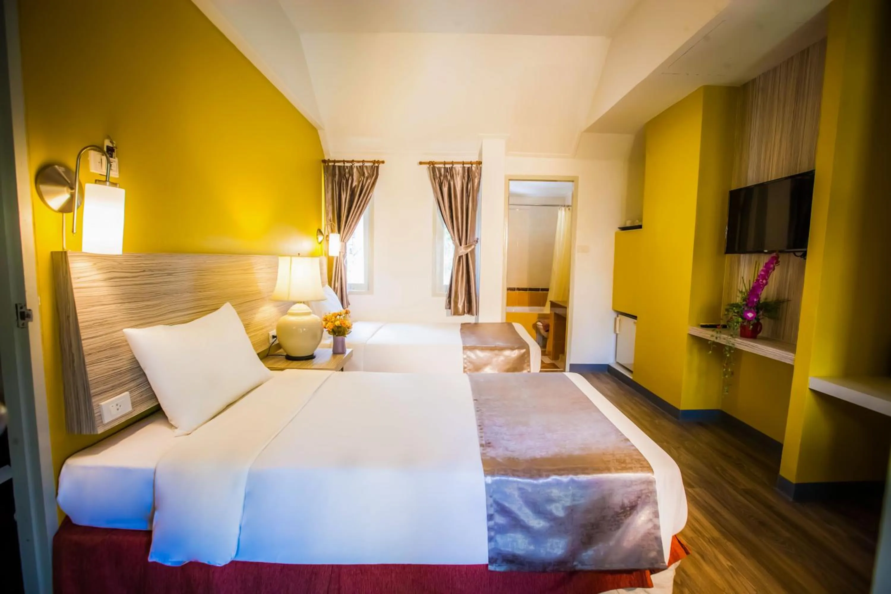 Bedroom, Bed in Natural Park Resort Pattaya