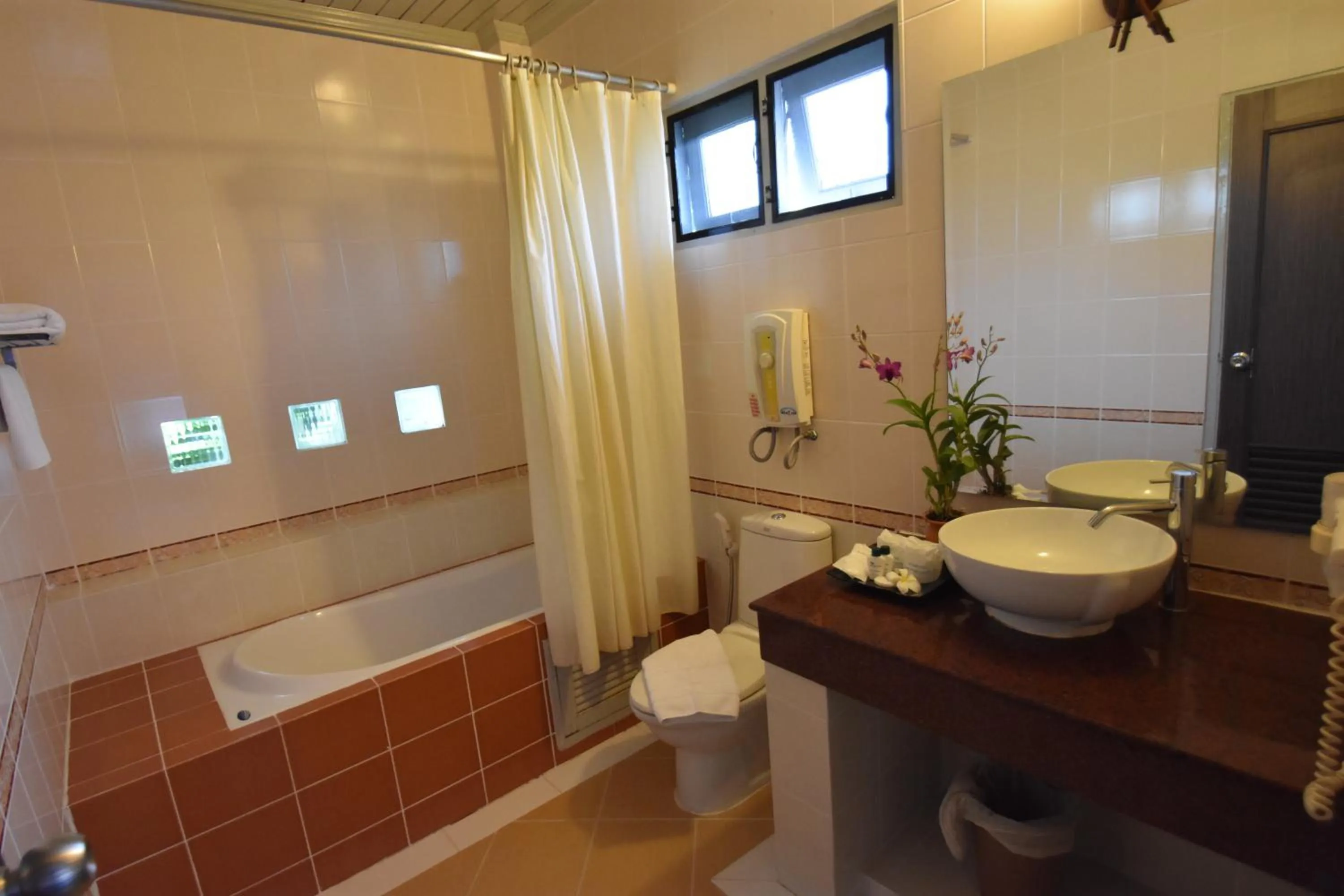 Natural Park Resort Pattaya