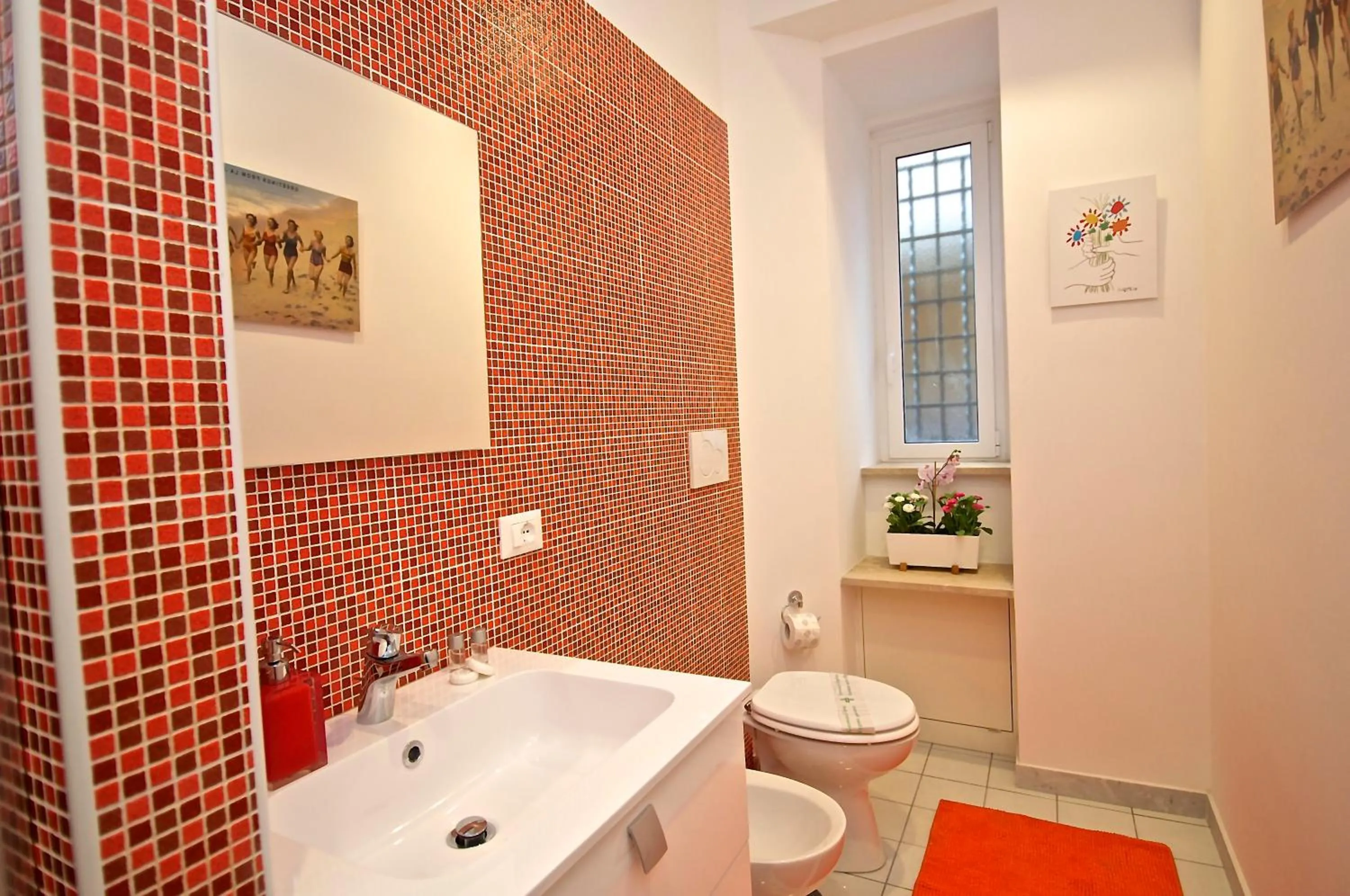 Bathroom in Flaminio Butterfly House