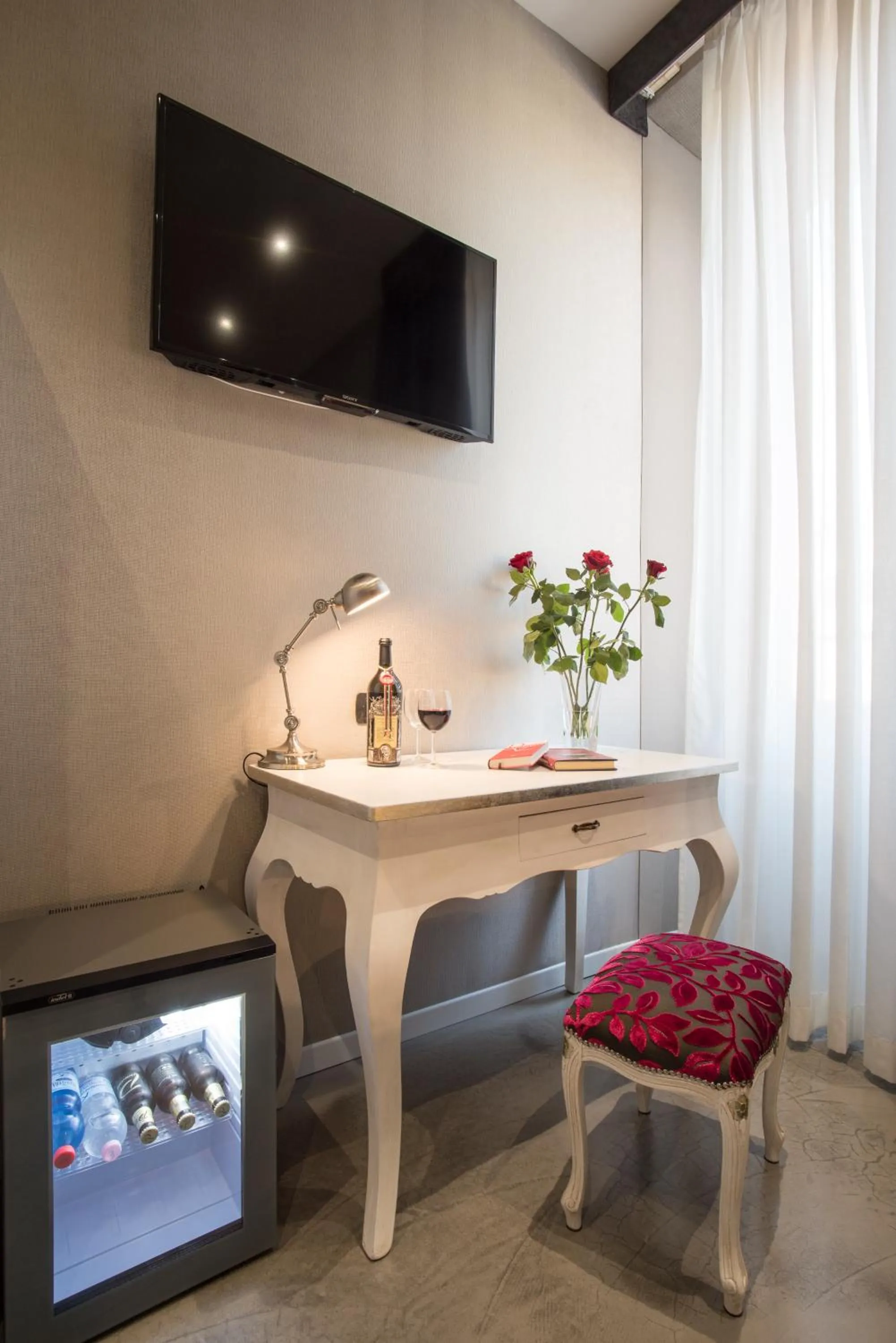 Decorative detail in Roma 2B