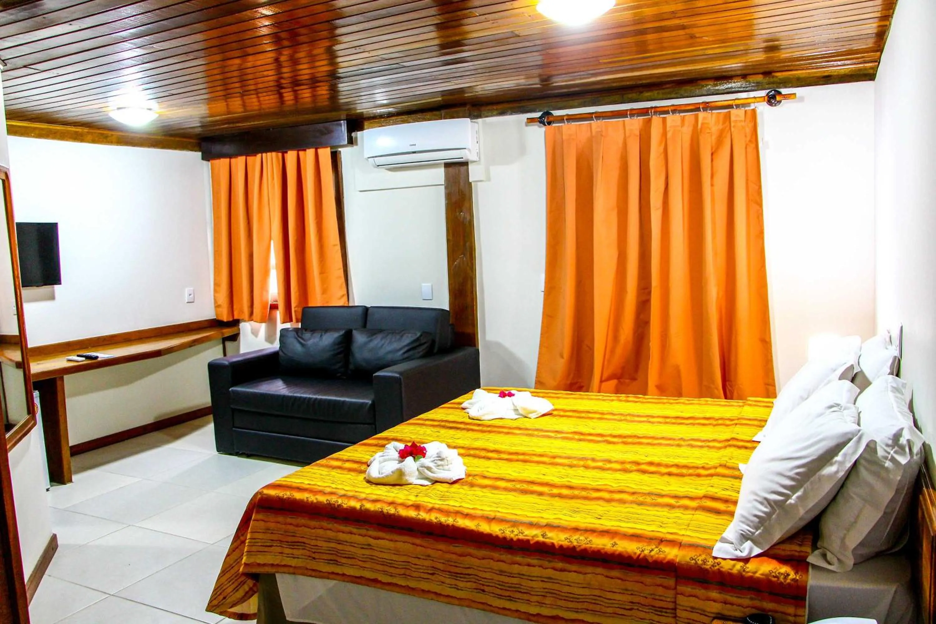 Bed in Makaira Beach Resort