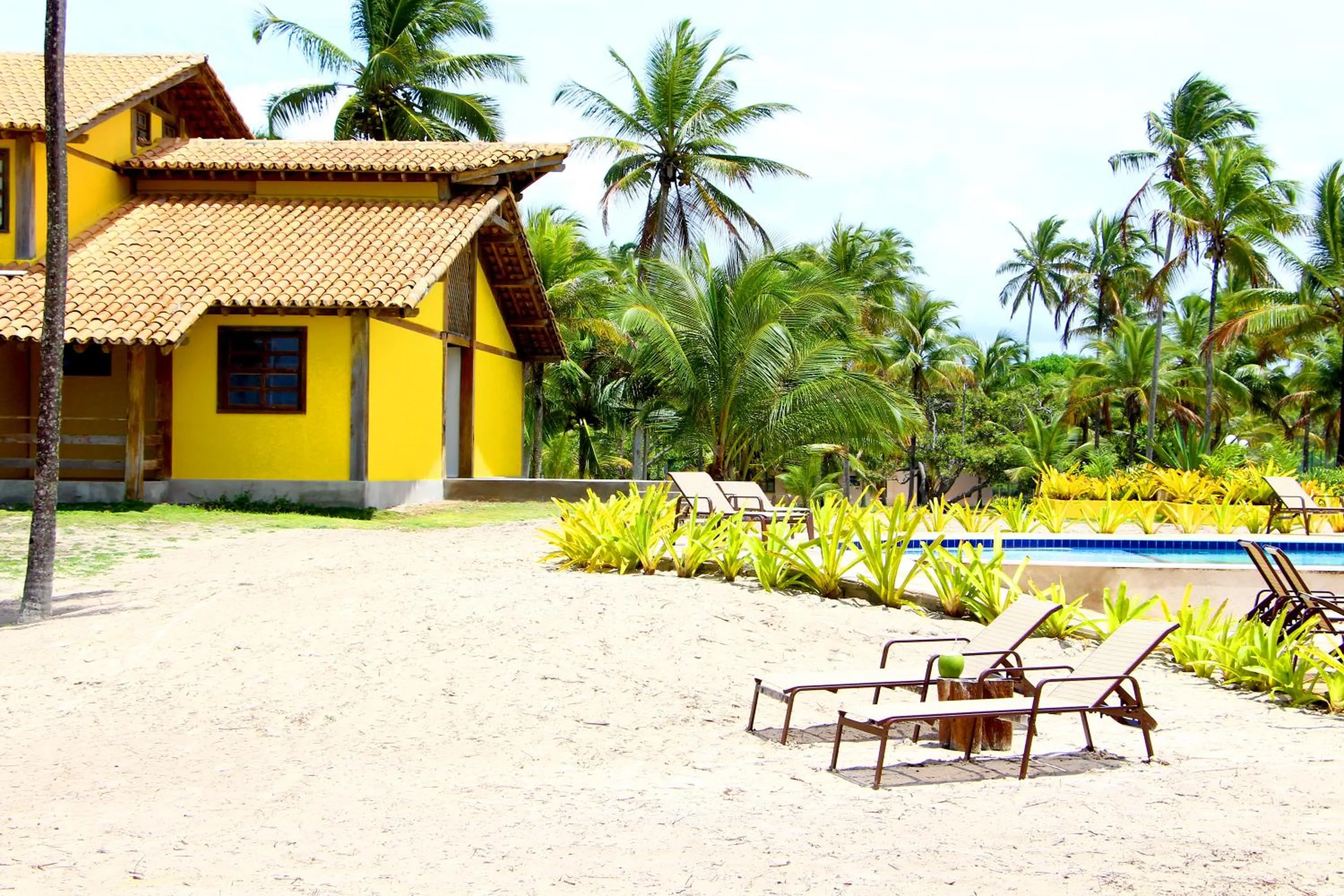 Swimming pool in Makaira Beach Resort