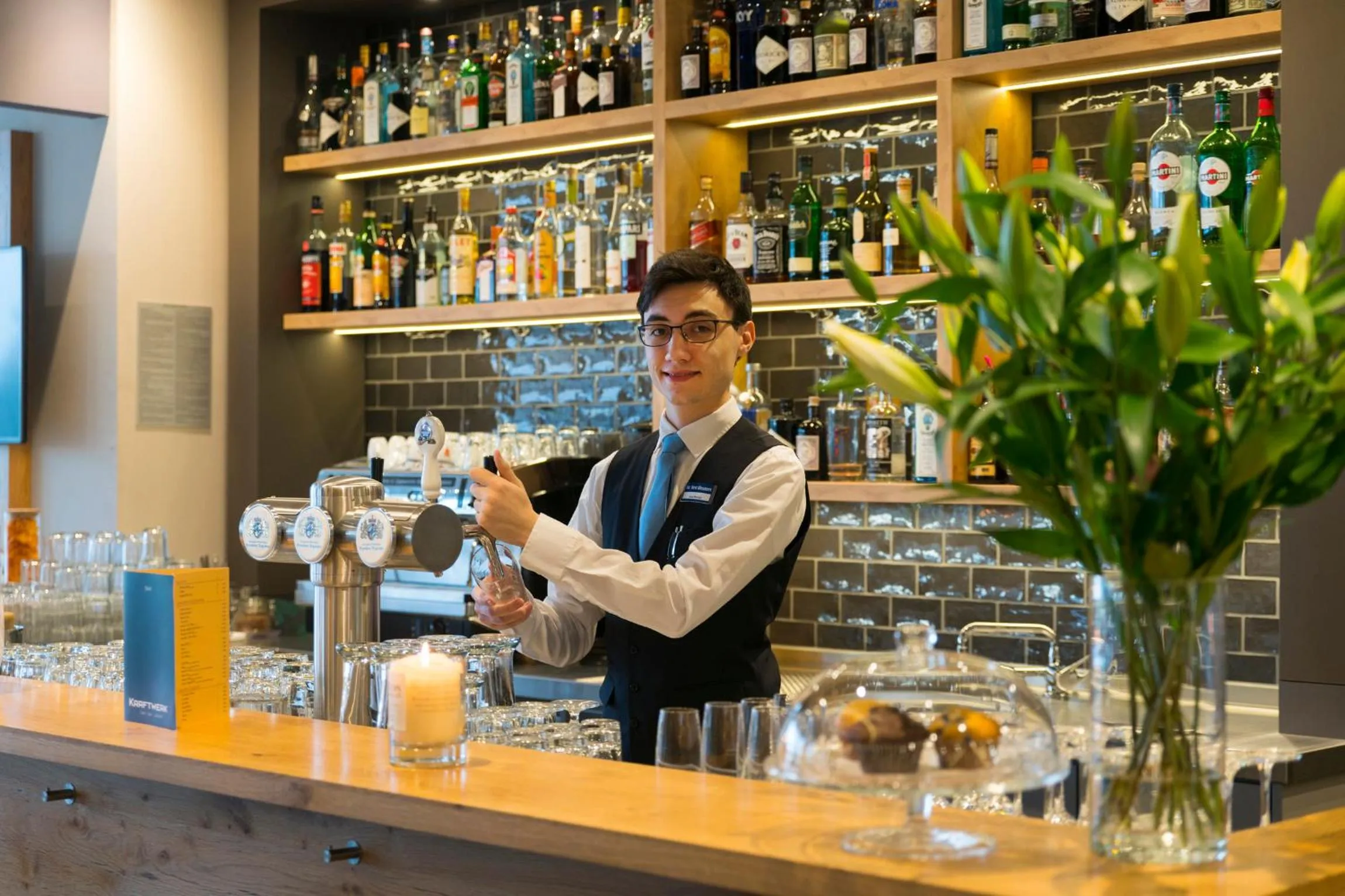 Lounge or bar in BEST WESTERN Hotel The K Unterföhring