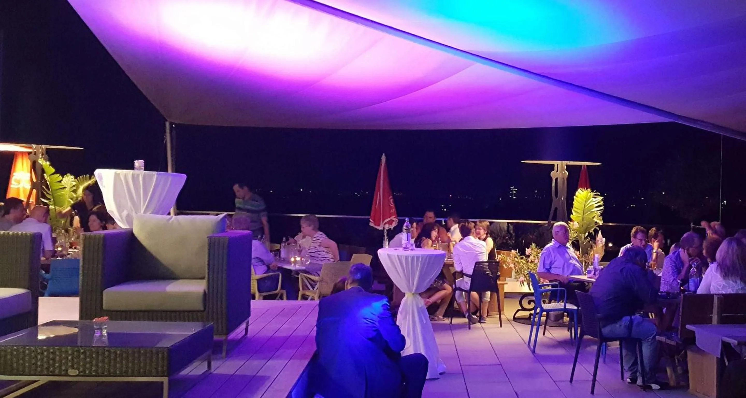 Lounge or bar in BEST WESTERN Hotel The K Unterföhring