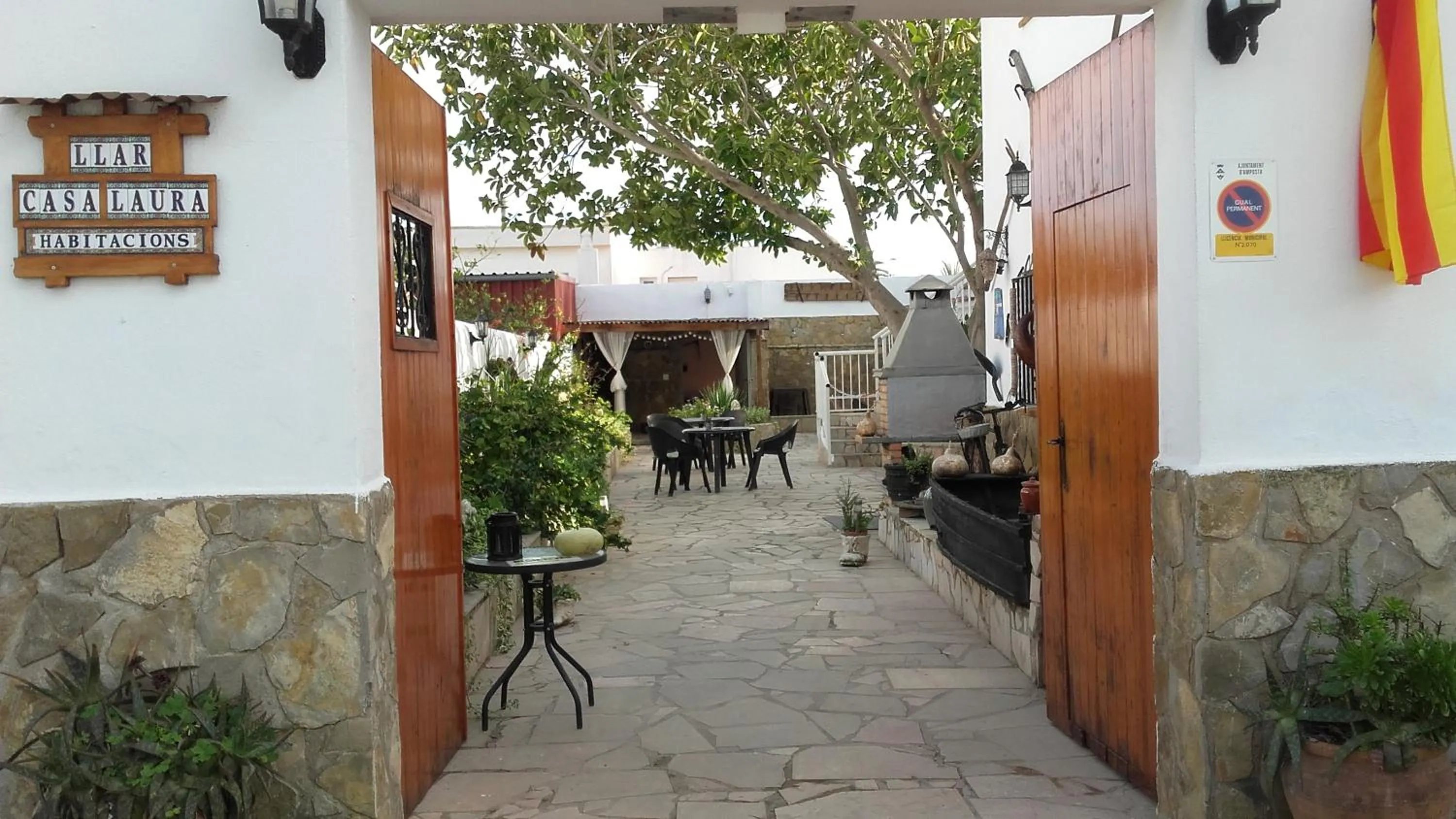 Property building in La Llar de Laura