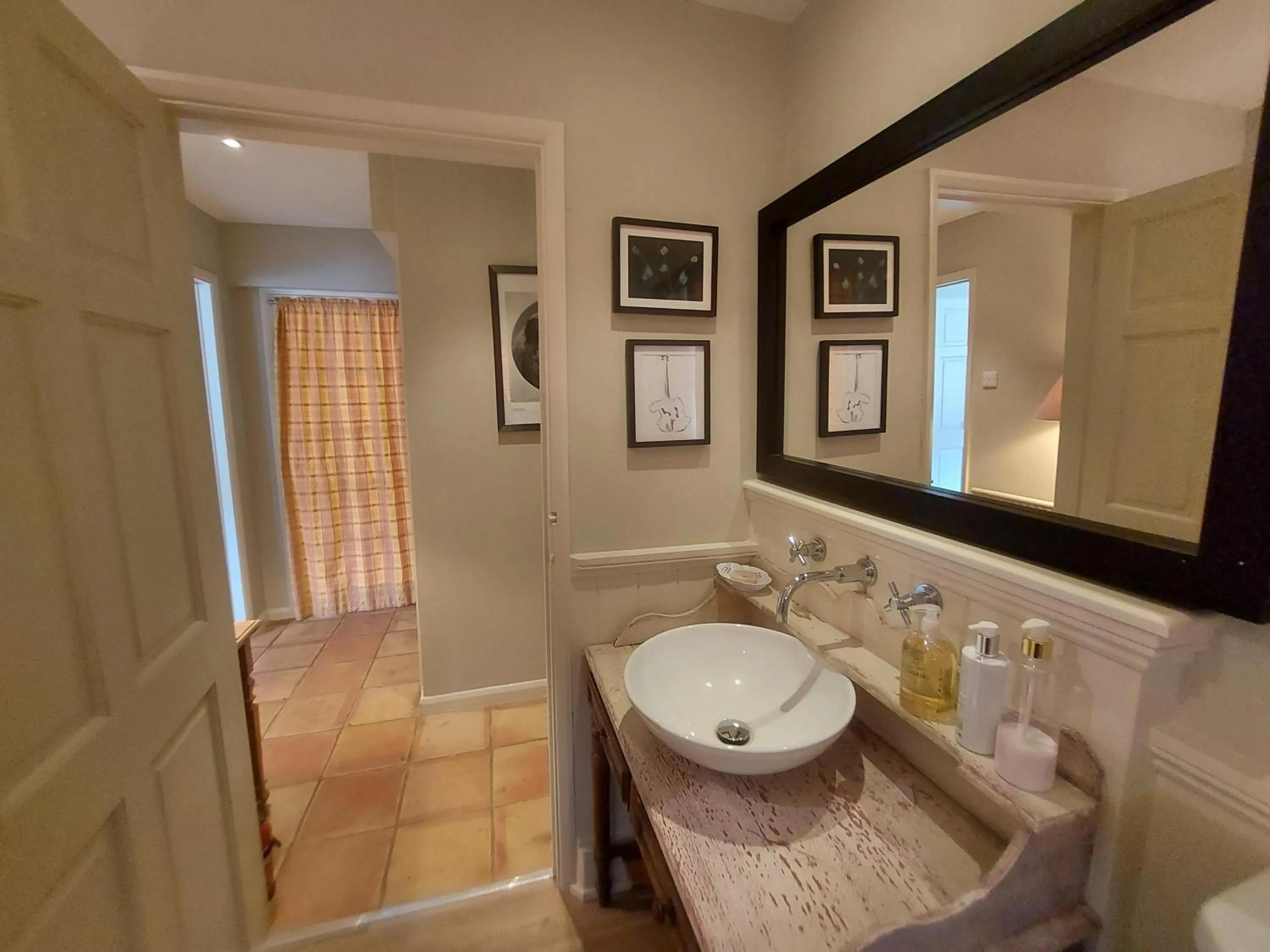 Bathroom in Rectory Farm Annexe