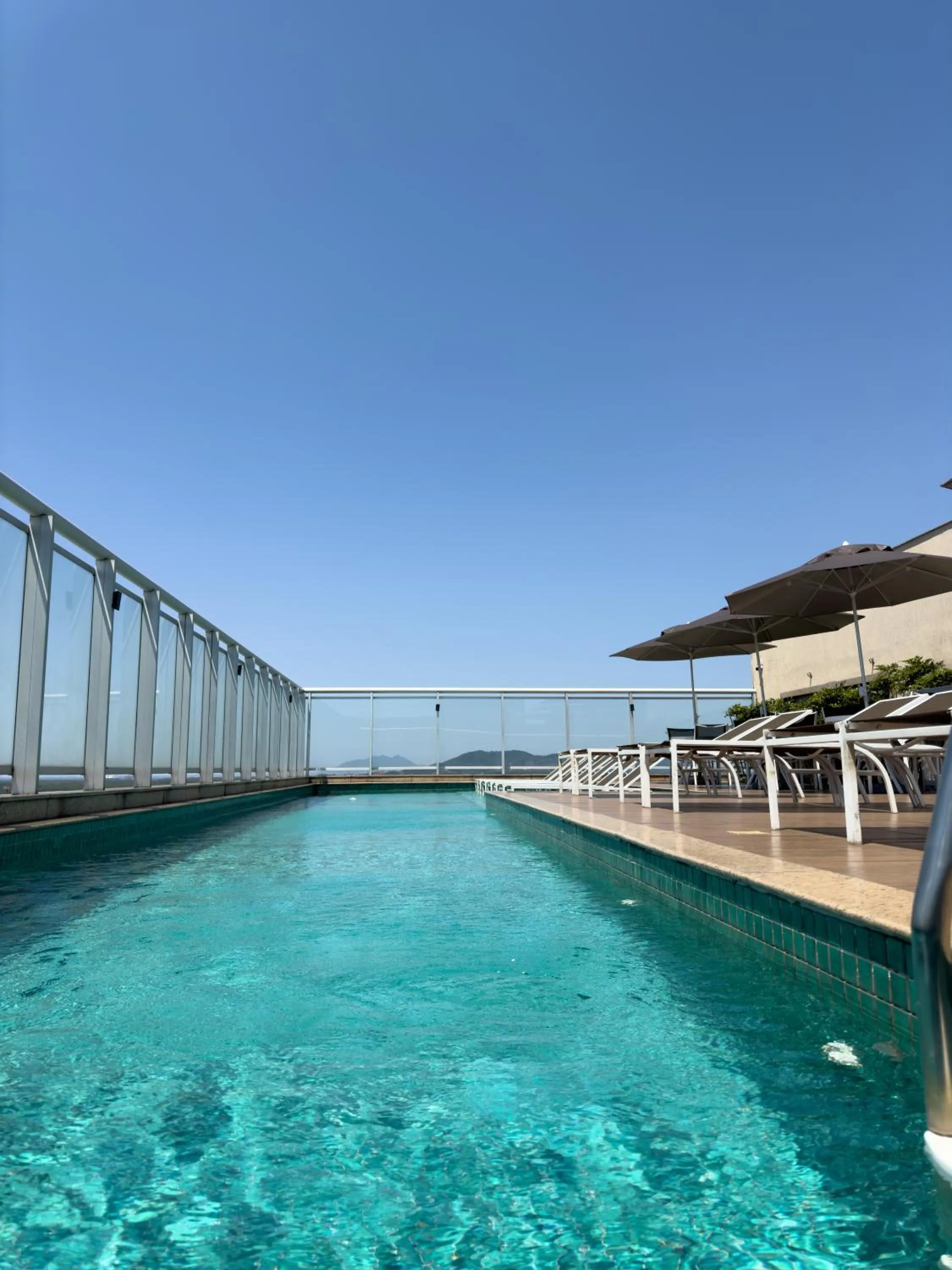 Swimming pool in Promenade Fusion Itaguaí - OFICIAL