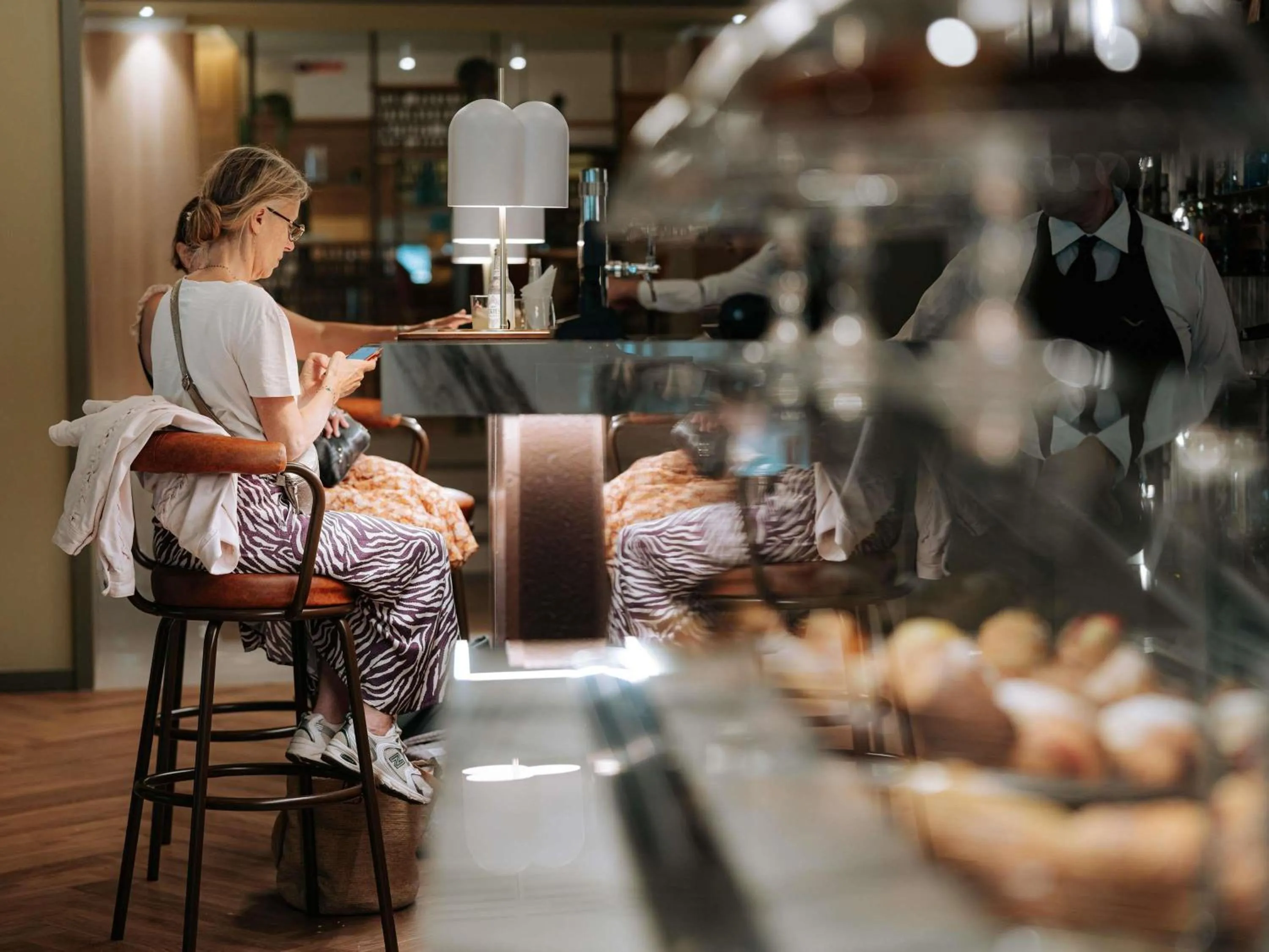Lounge or bar in Mövenpick Hotel Bari