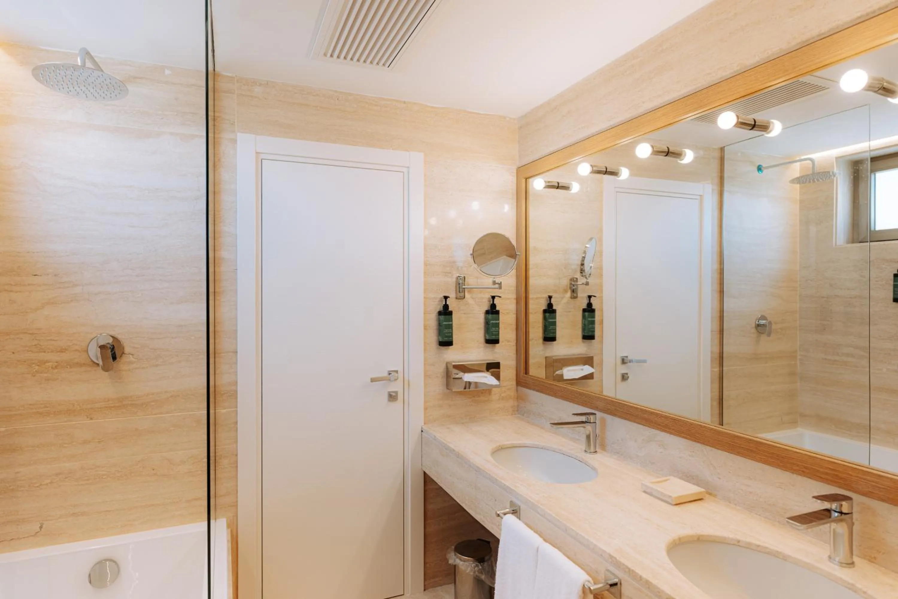 Mövenpick Hotel Bari