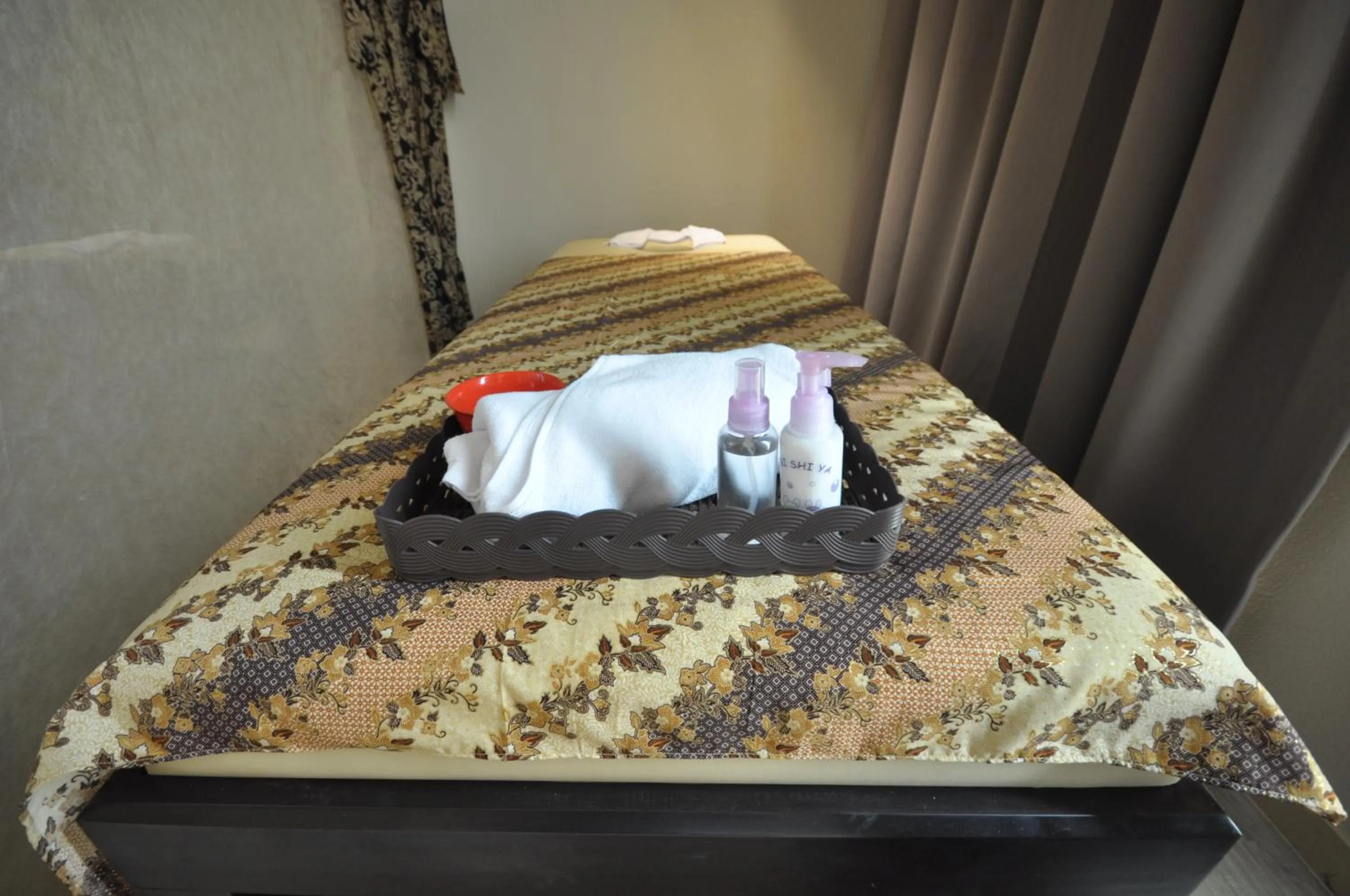 Massage, Bed in GTV Hotel